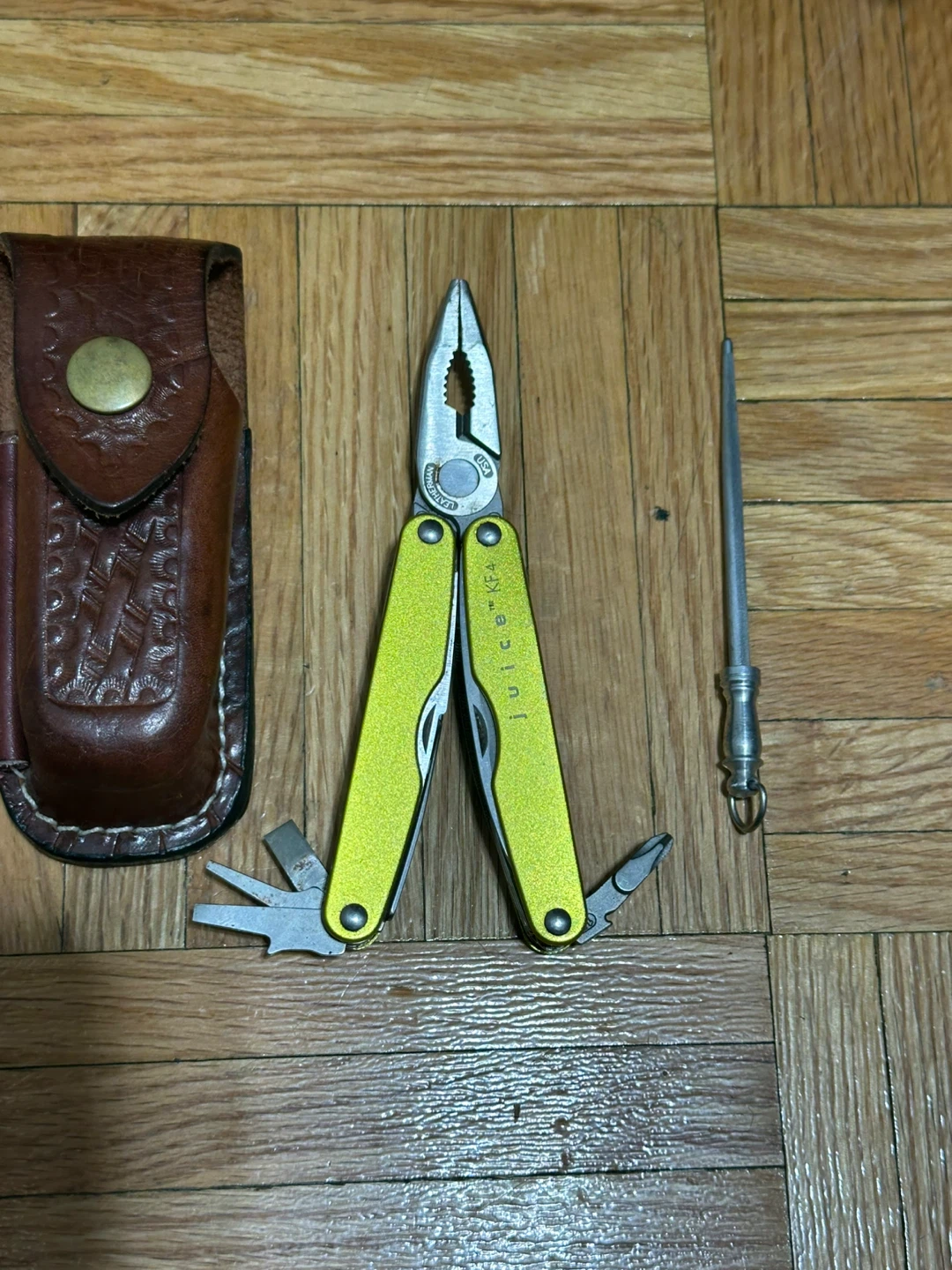 Leatherman Juice CS4 Multi-Tool - photo 3