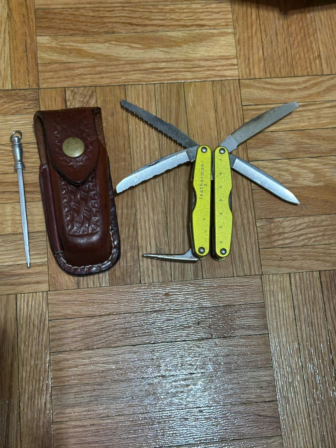 Leatherman Juice CS4 Multi-Tool