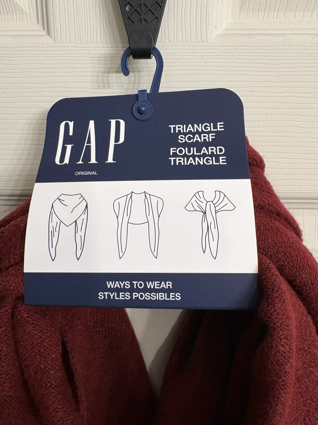 Gap Burgundy Triangle Scarf - photo 2
