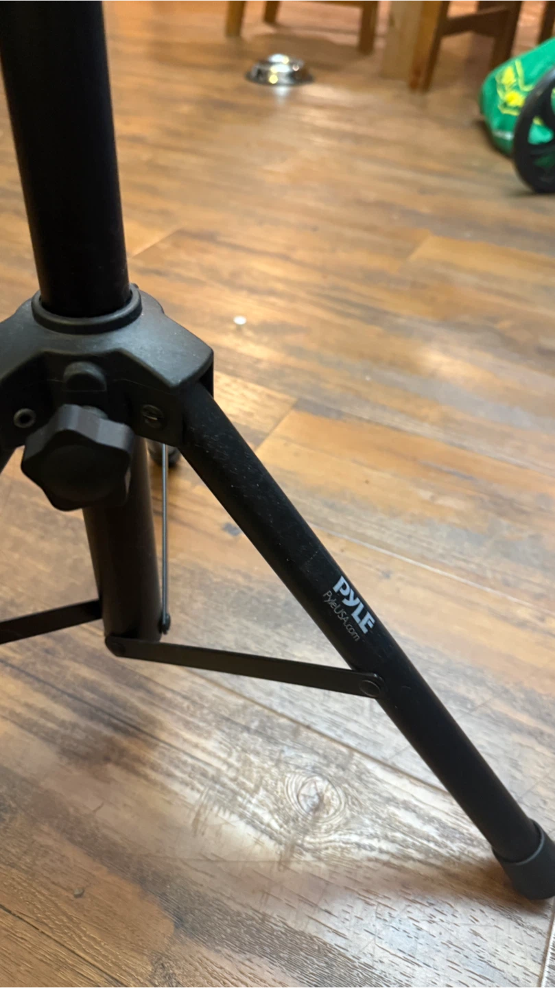Pyle black portable DJ laptop stand - photo 2