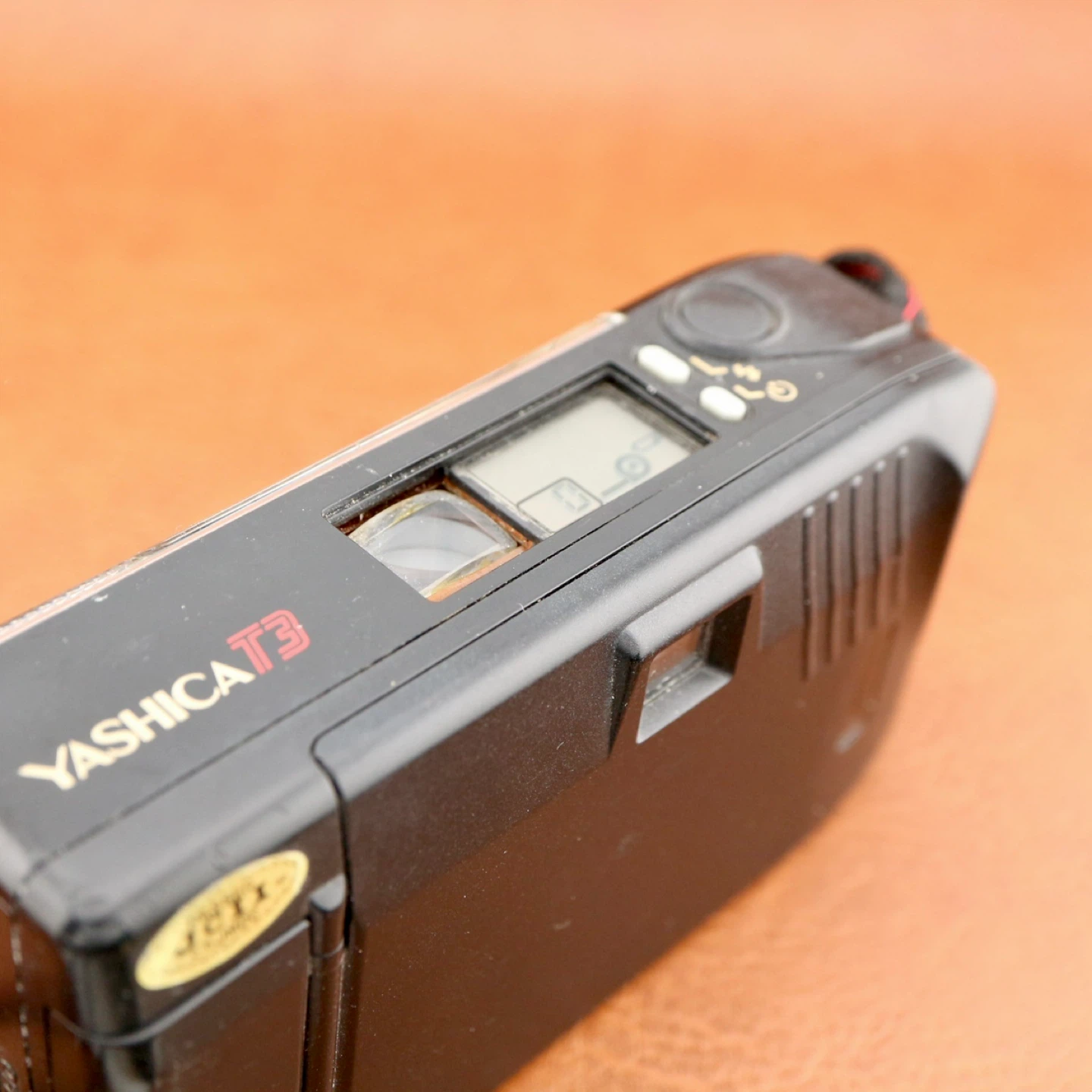 YASHICA T3 Carl Zeiss Tessar 2.8/35 Point and Shoot Camera - photo 2