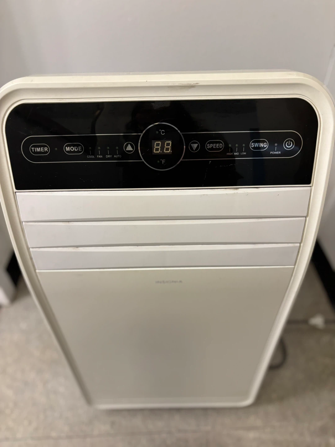 Insignia Portable Air Conditioner - photo 2