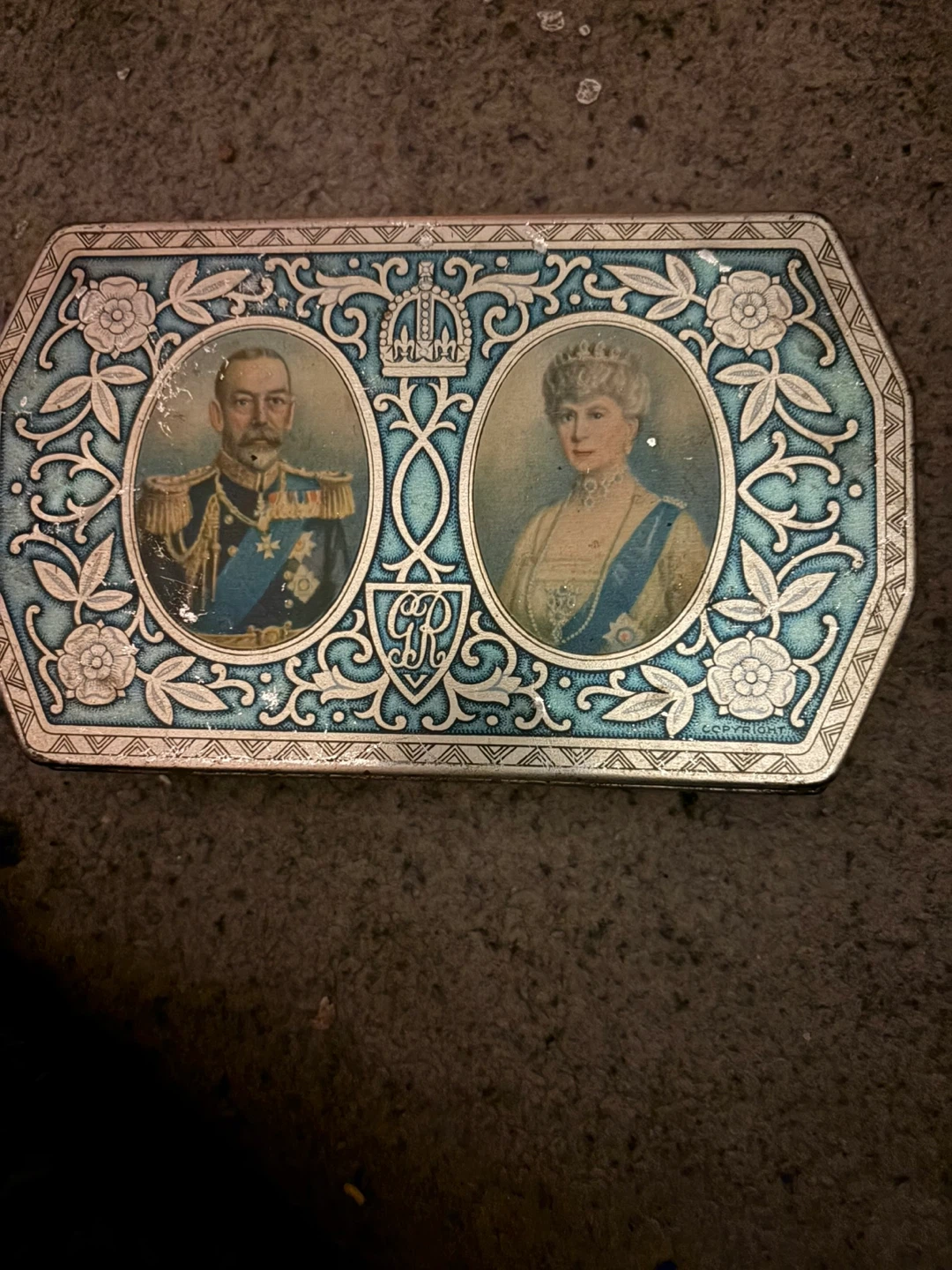 Vintage King George VI and Queen Elizabeth Commemorative Tin