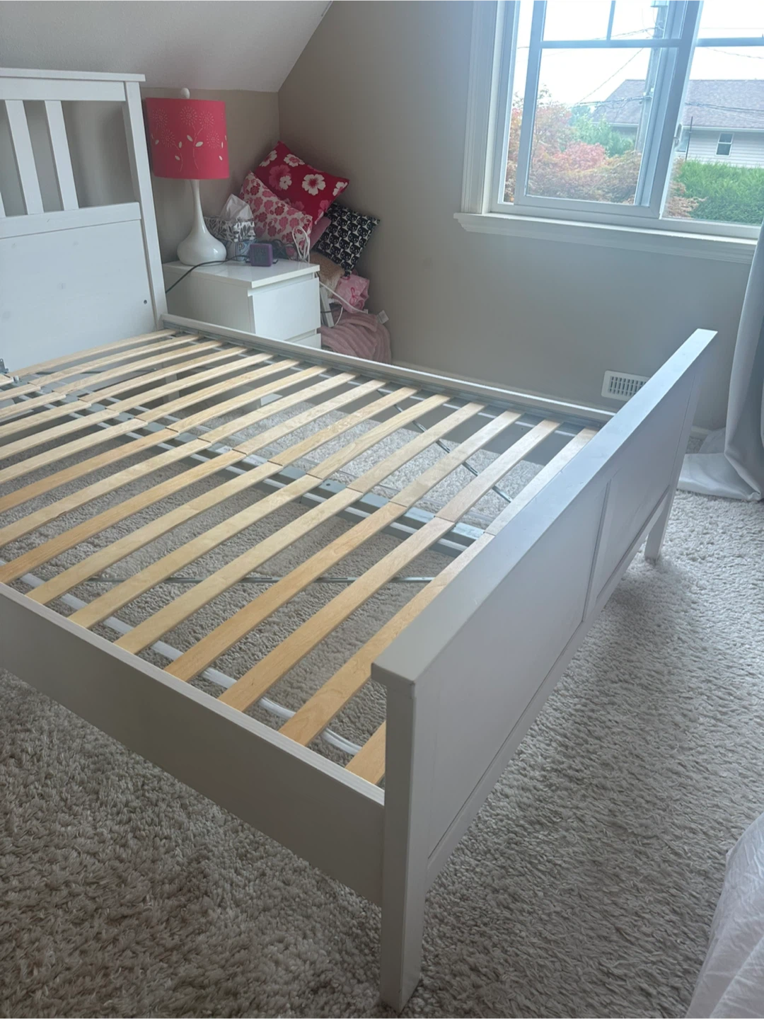 Ikea Hemnes Queen bed frame *Very clean Free delivery - photo 2