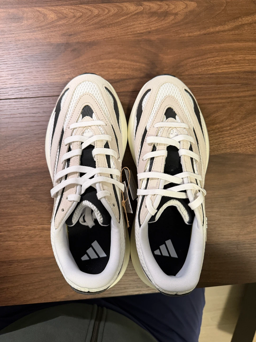 Brand New Adidas Light Blaze – Size 9 US  – With Box - photo 4