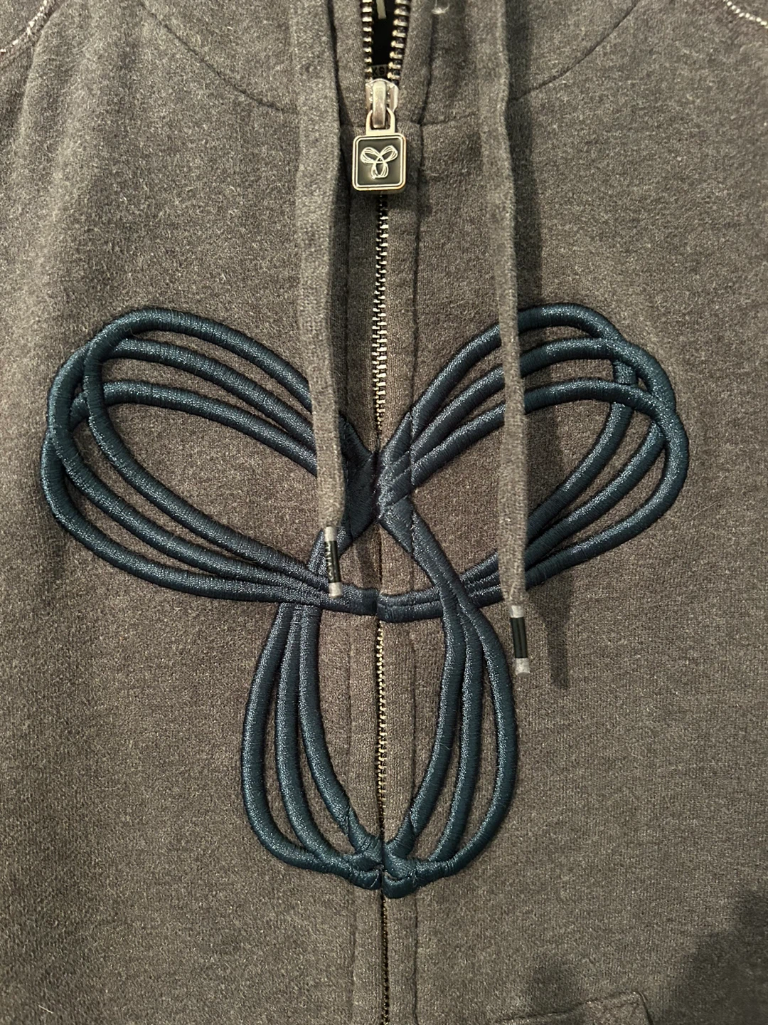 TNA grey sweater small 🏆 - photo 2