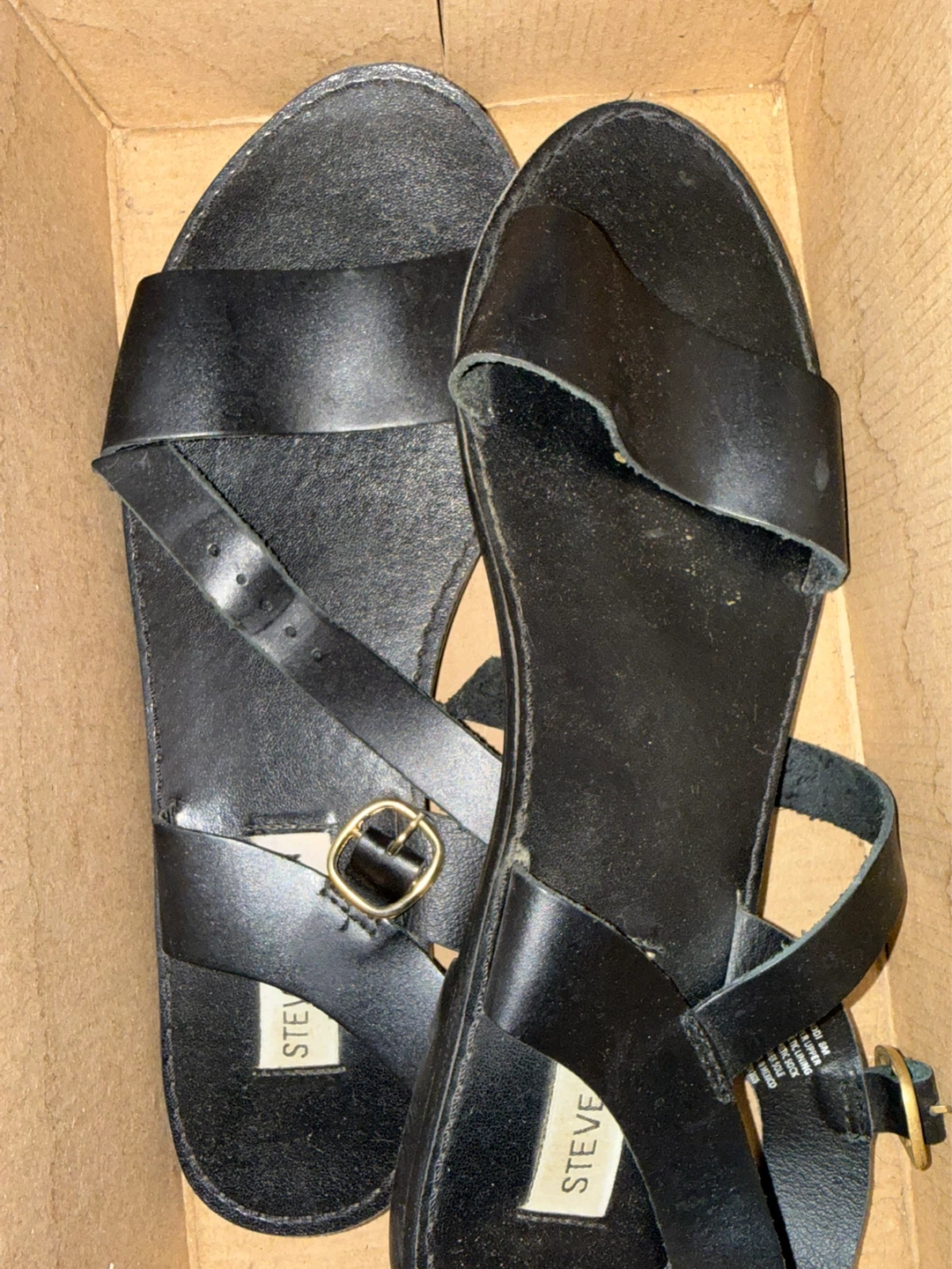 Steve Madden Donddi Black Leather Sandals - Size 8 - photo 2