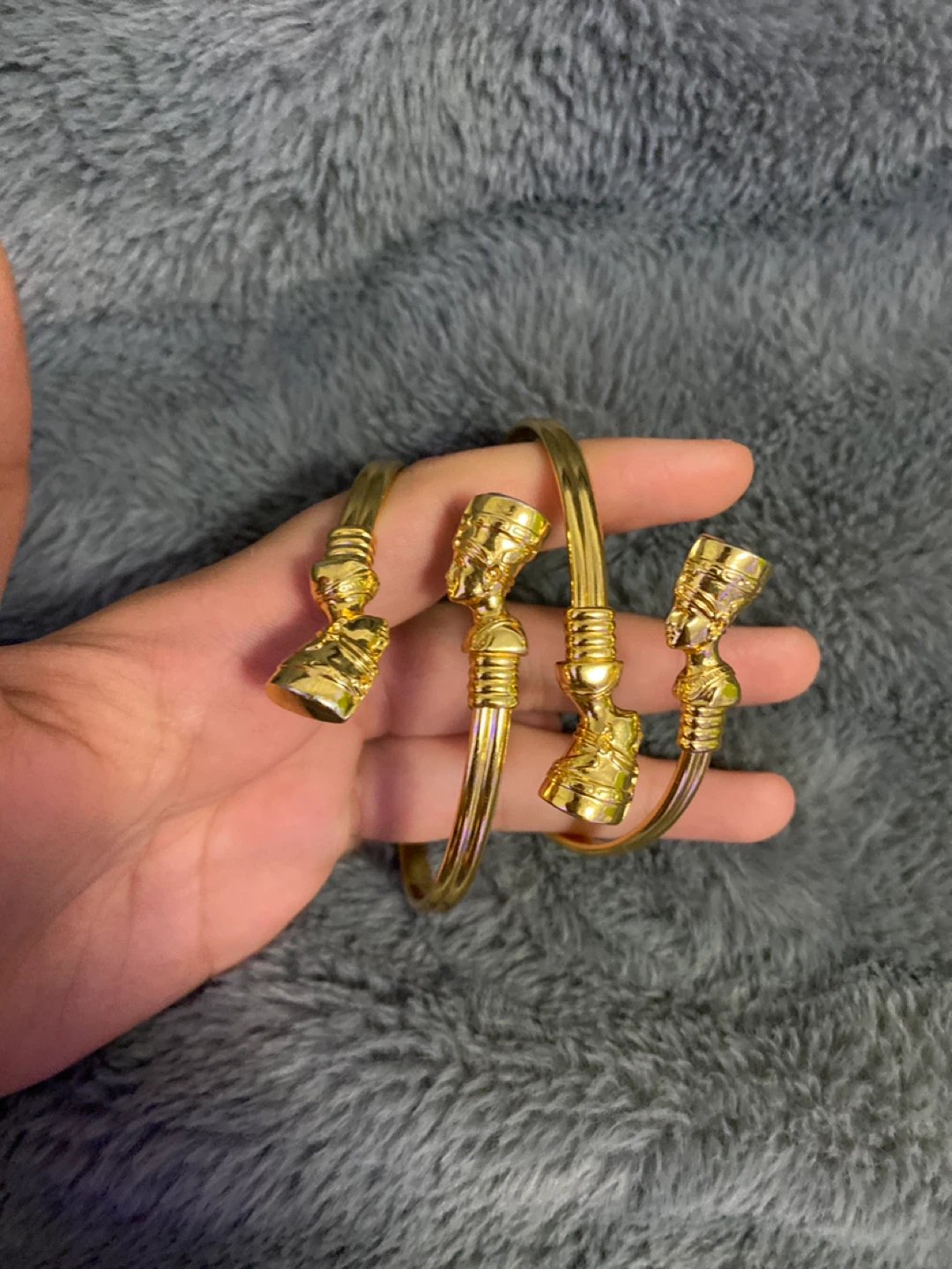 Gold Tone Nefertiti Cuffs Set 🏆
