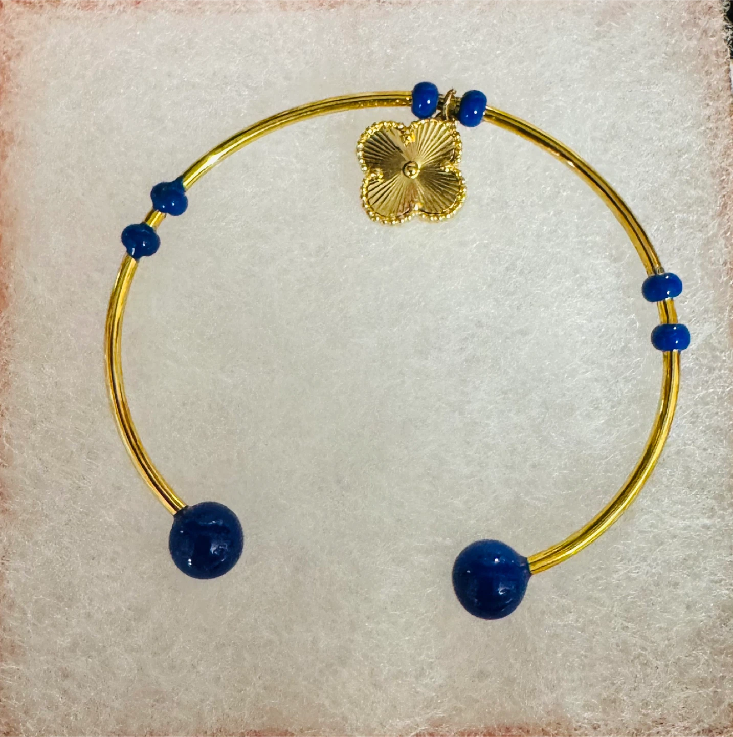 🏆Bangle with Cobalt Blue Enameling with Clover Charm - photo 3