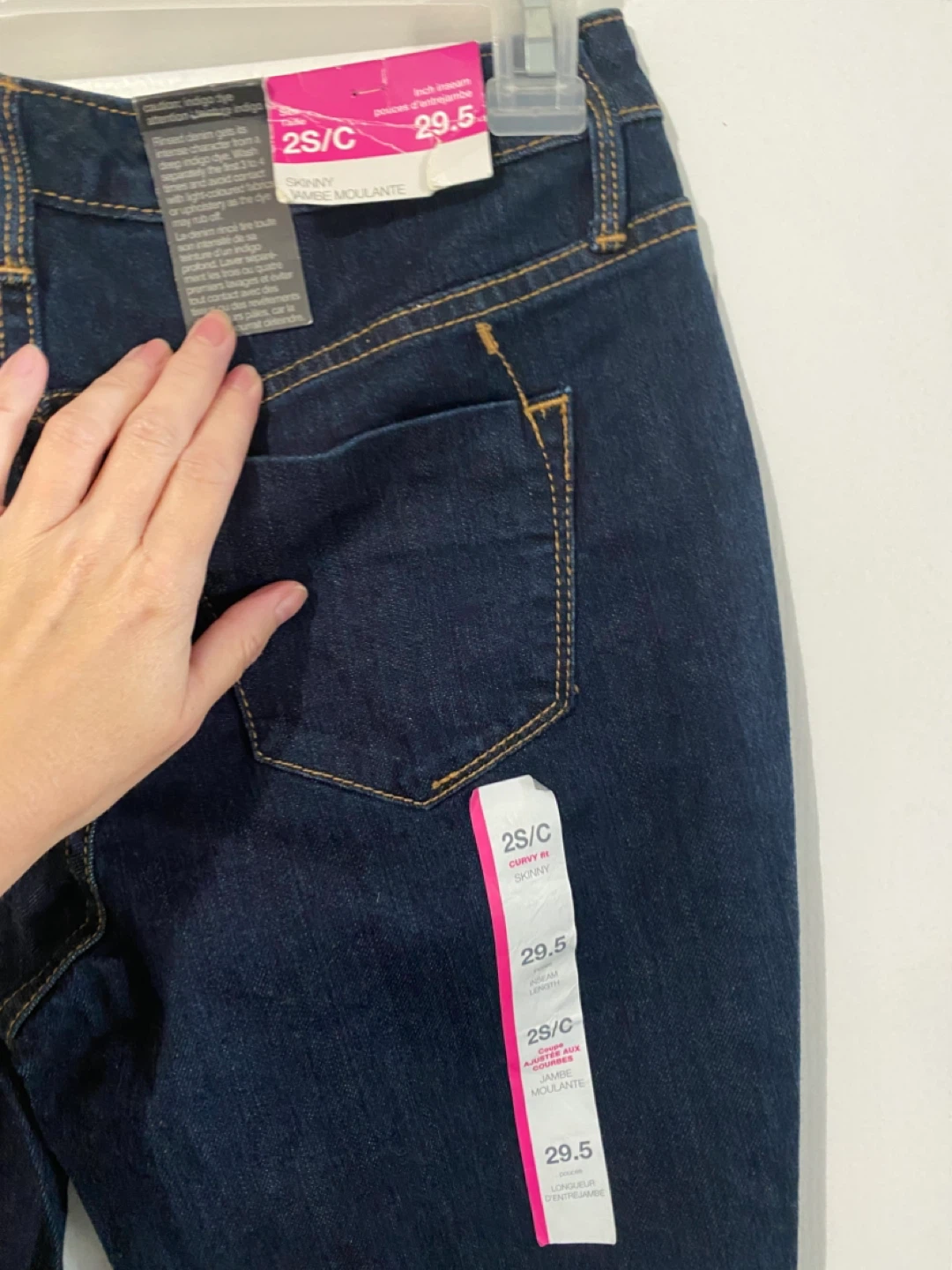Women’s dark wash new with tags jeans size 2s/c. 29.5 inseam - photo 4