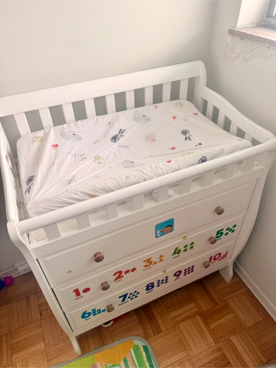 White Changing Table with Drawers and Number Decals - photo 4