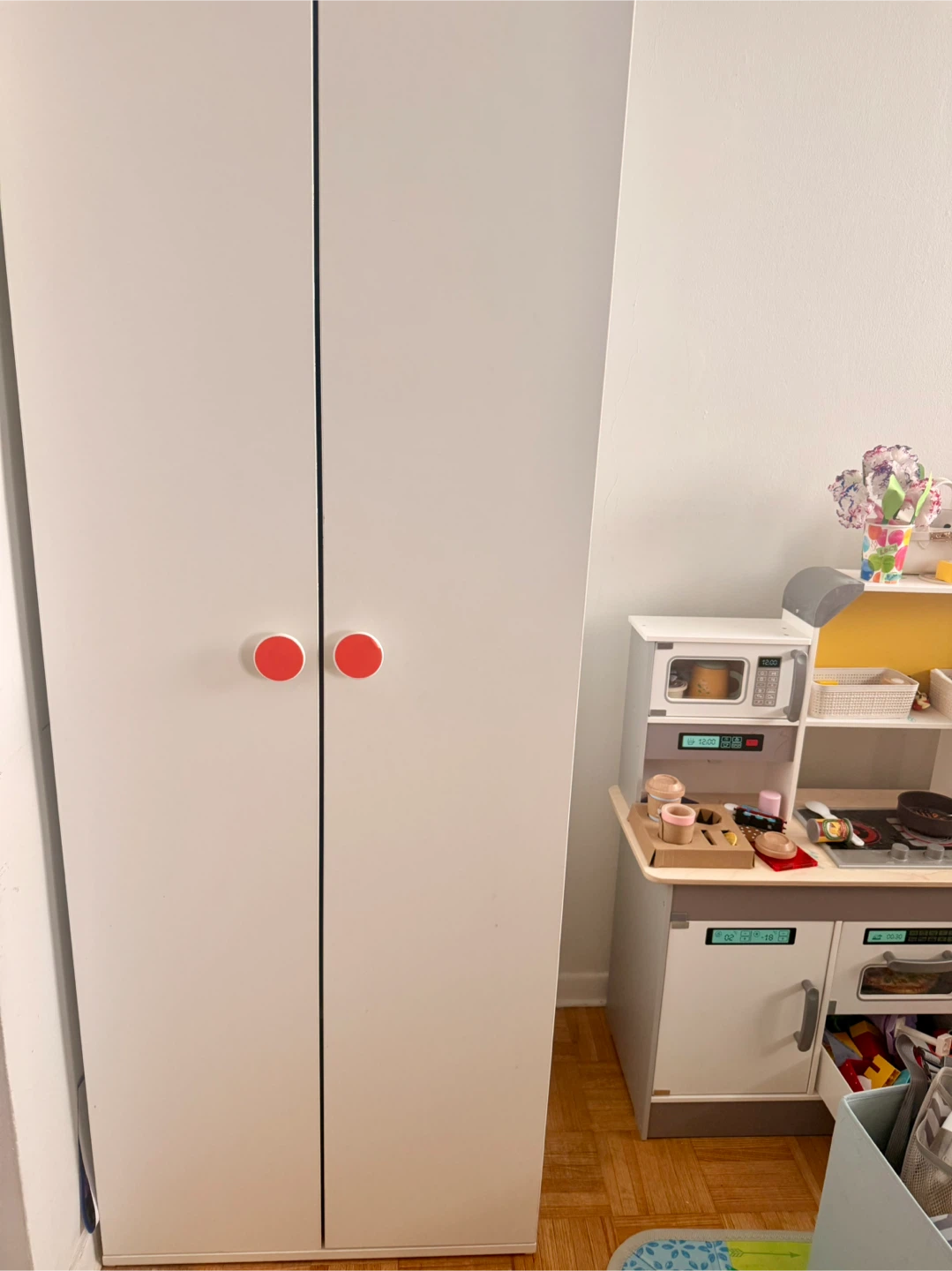 IKEA White Double Door Wardrobe - photo 2