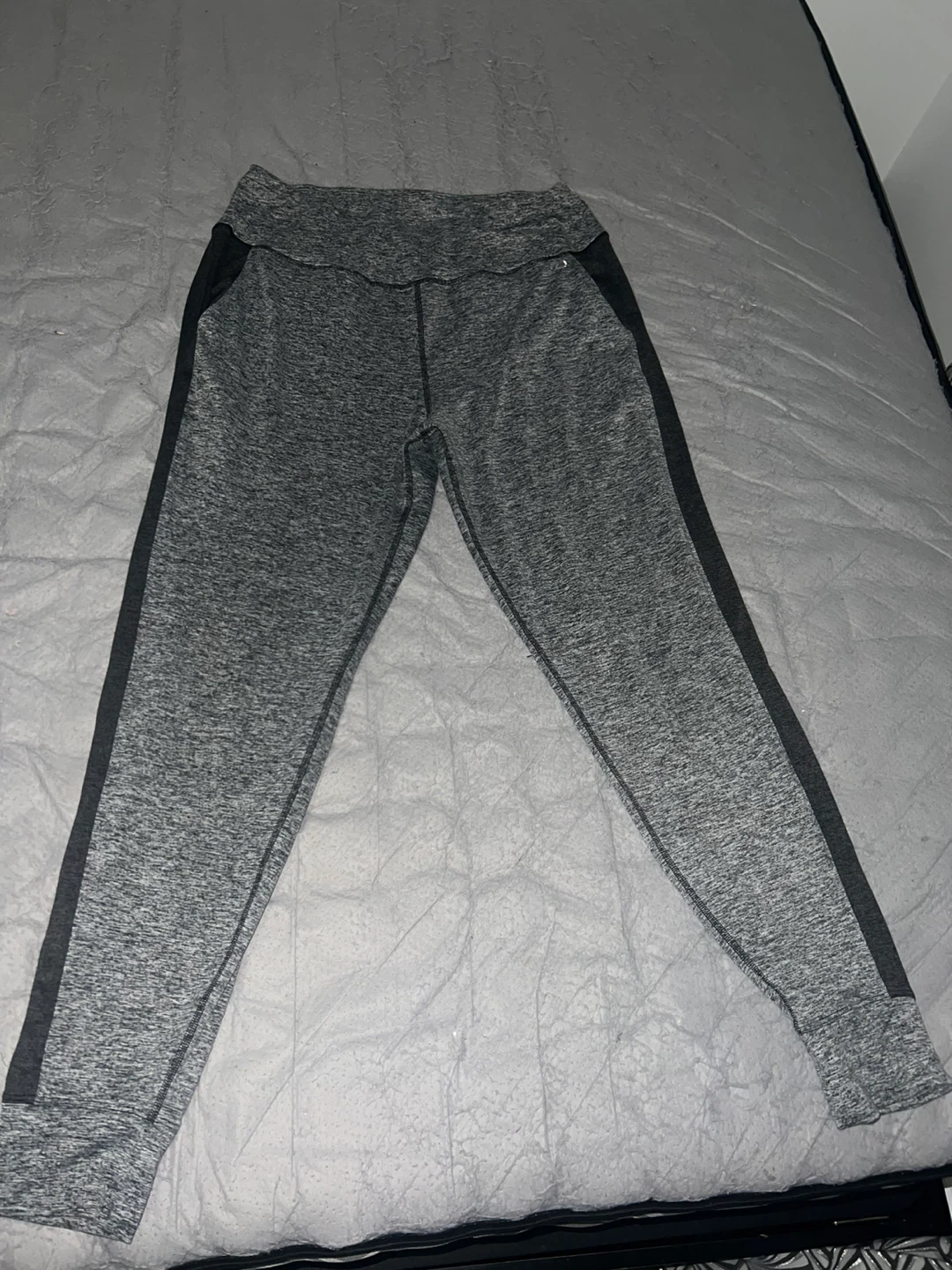 Grey Marled leggings with Black Side Panels 🏆