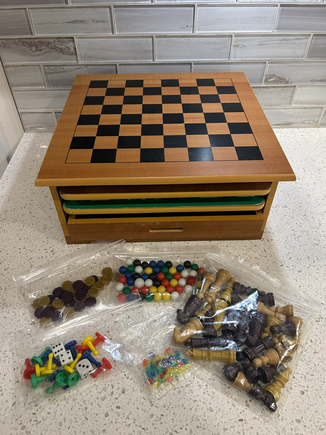 Wooden 6-in-1 Game Set - Chess, Chinese checkers - photo 2