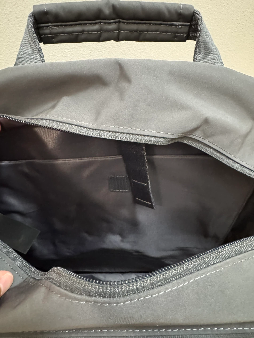 Uniqlo Grey Functional Backpack - photo 2