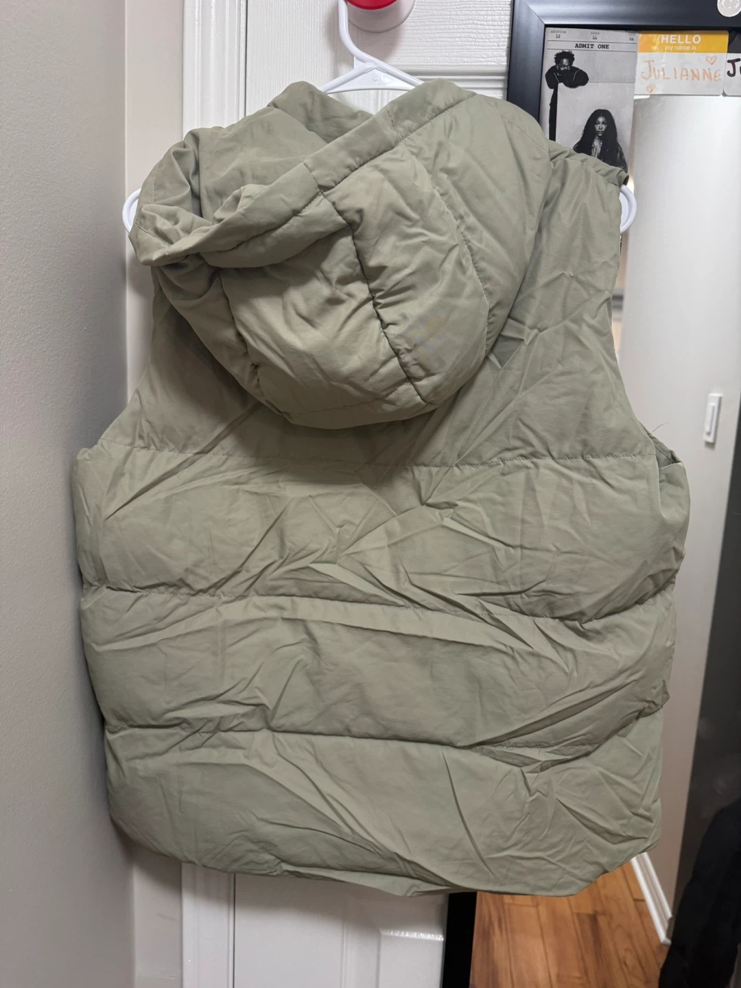 SHEIN Puffer Vest - photo 3