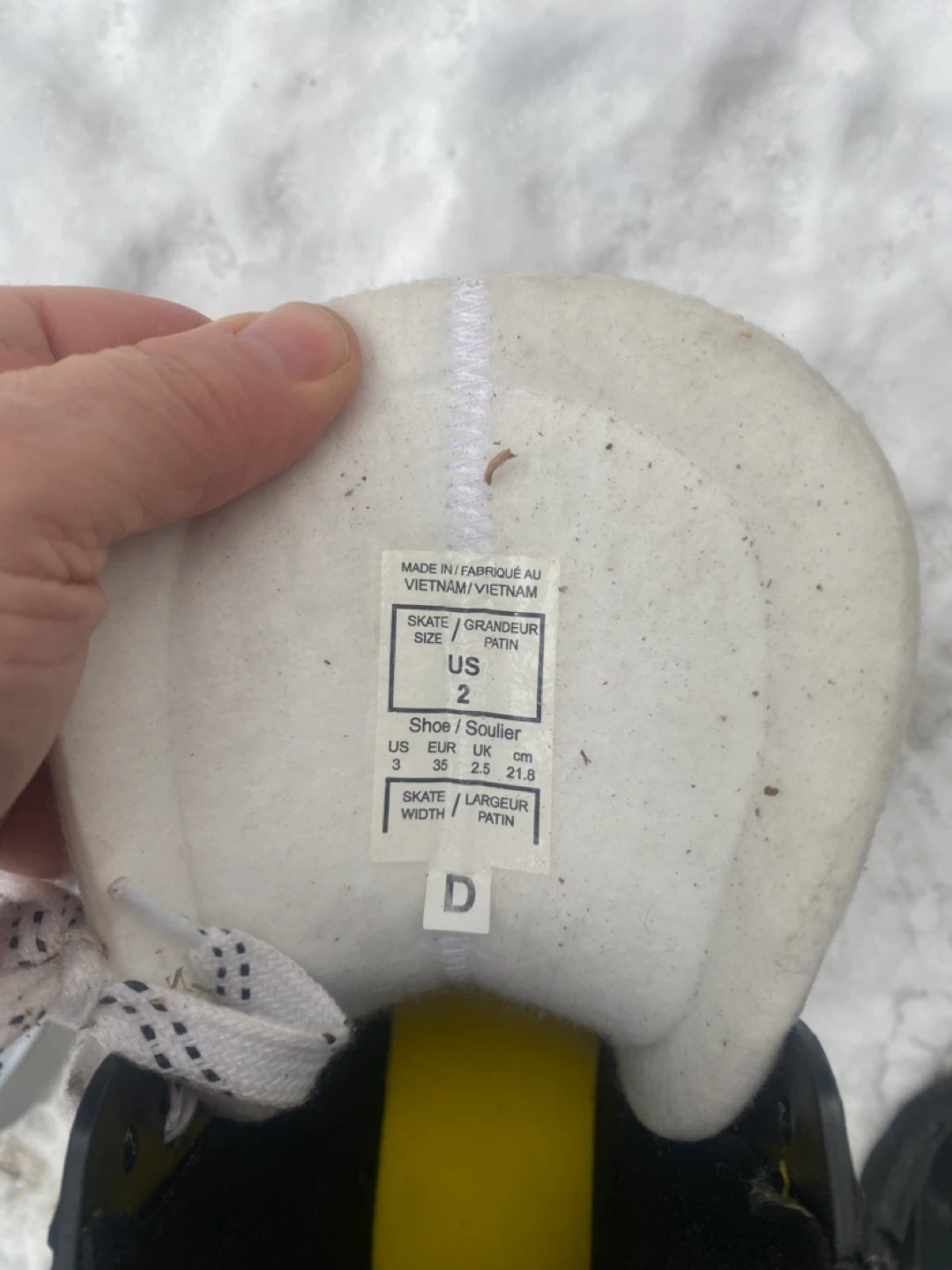 CCM Hockey Skates - Size US 2 - photo 2