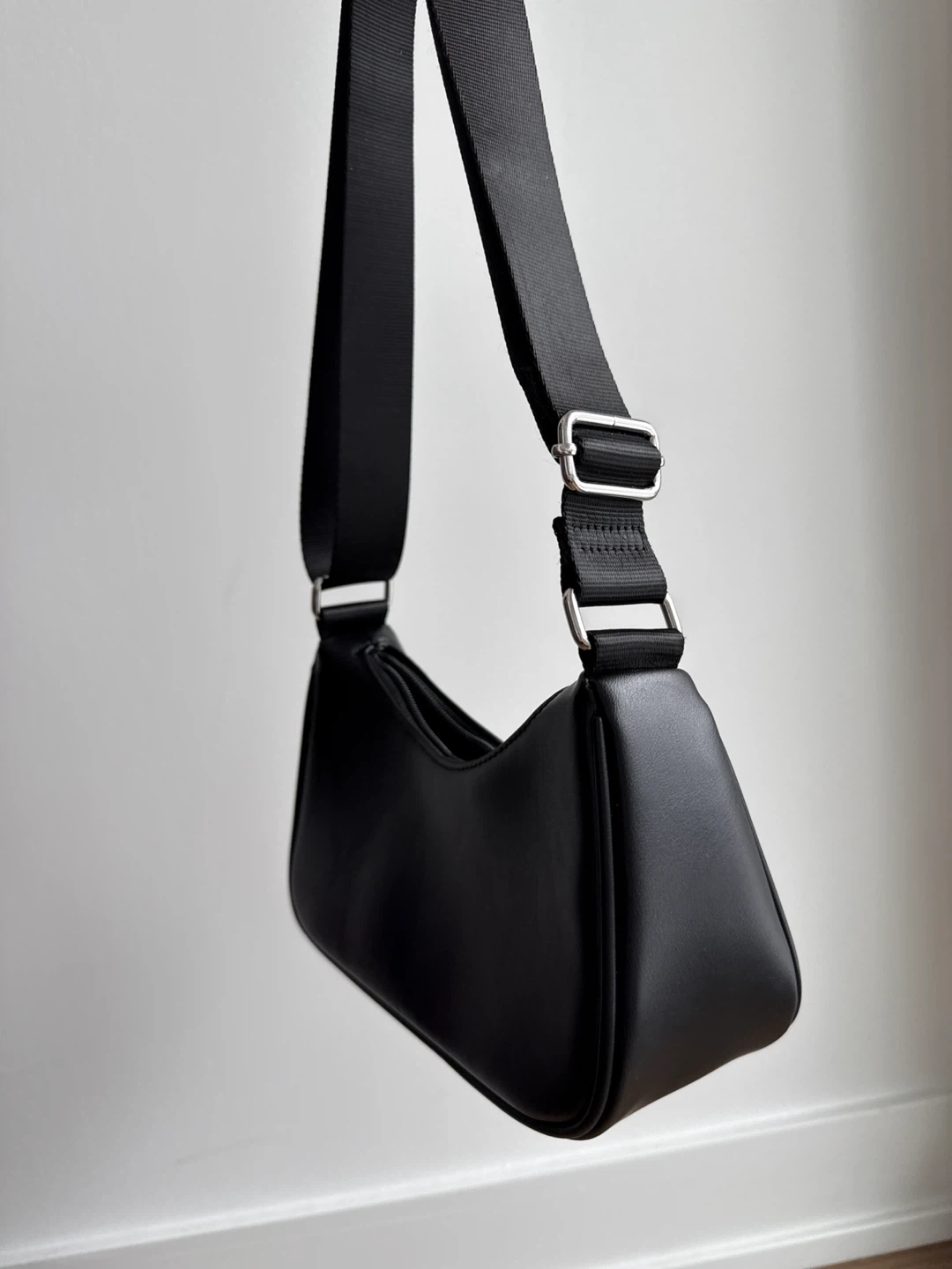 Black Shoulder Bag - photo 3