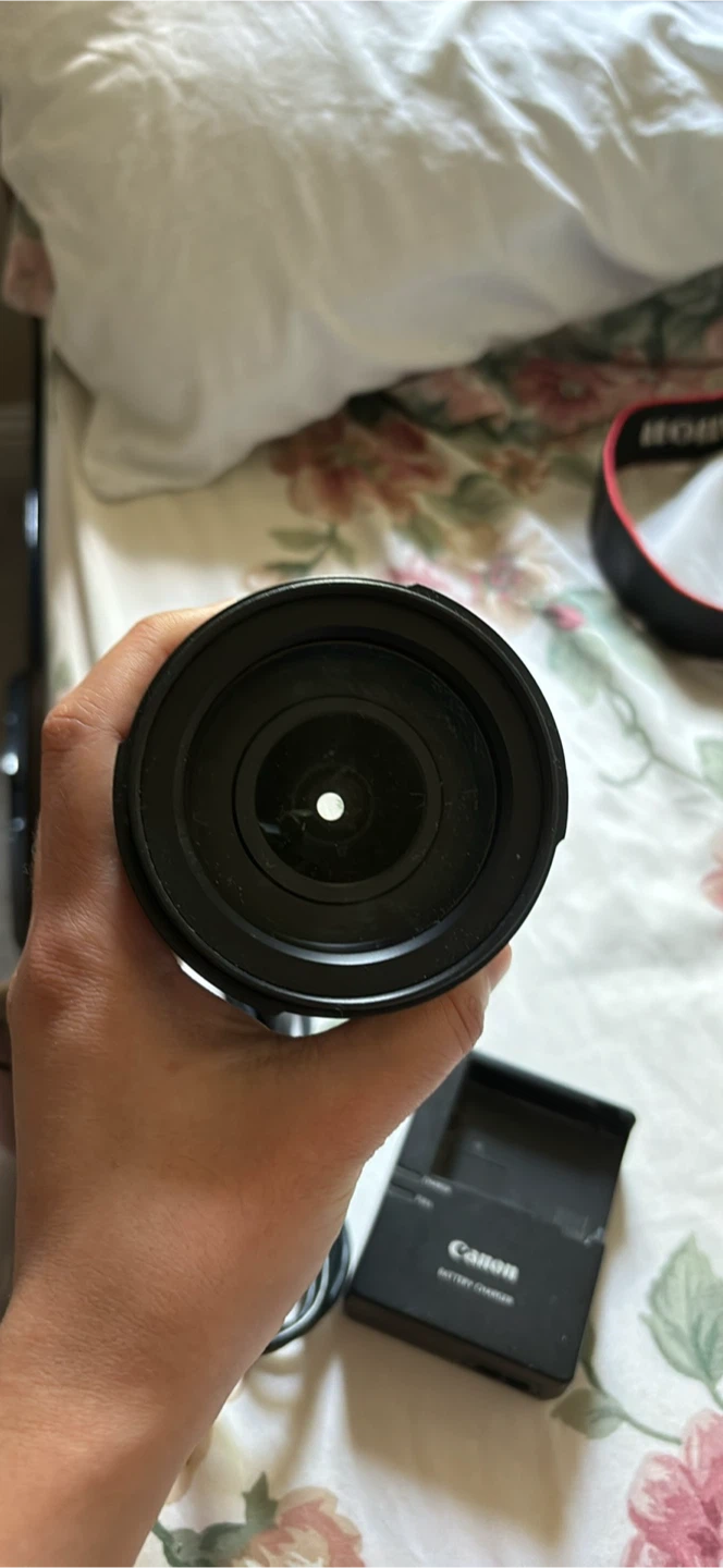 Canon EOS Rebel T2 iDSLR Camera with Lens and Charger - photo 3