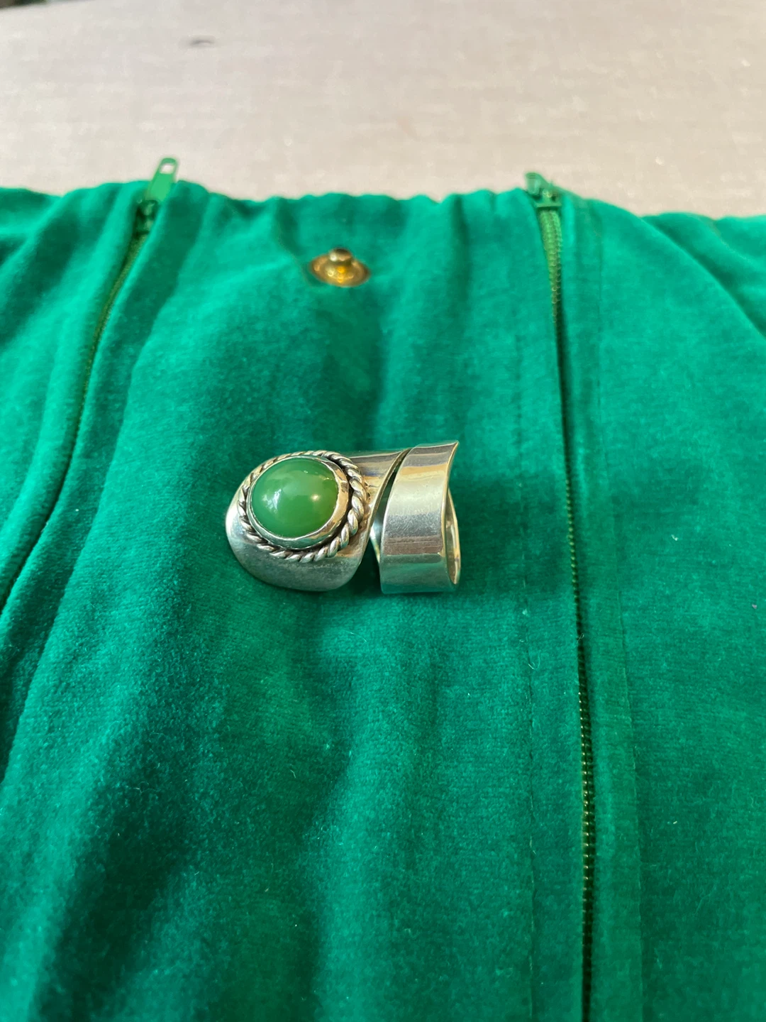 Custom made silver and jade stone - photo 2