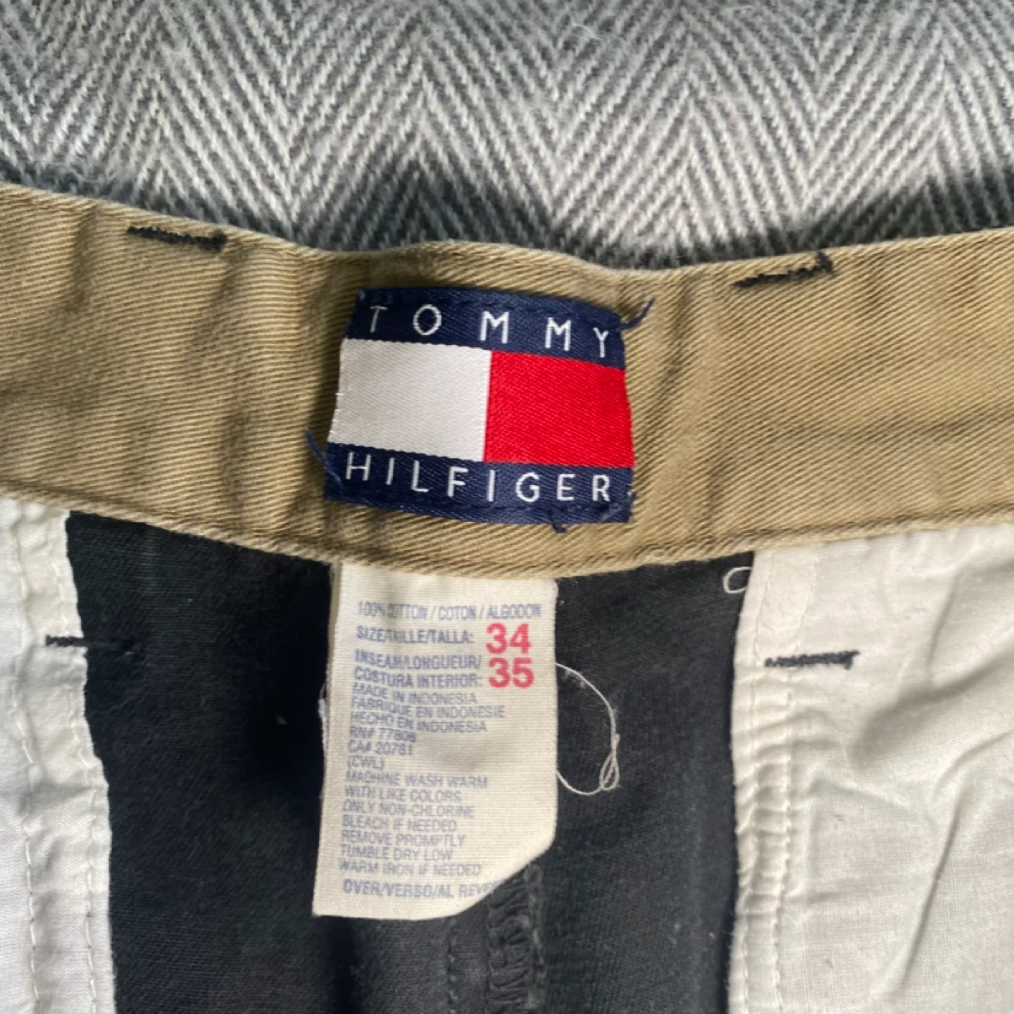 Vintage Tommy Hilfiger Pleated Chinos Size 34 Black - photo 2