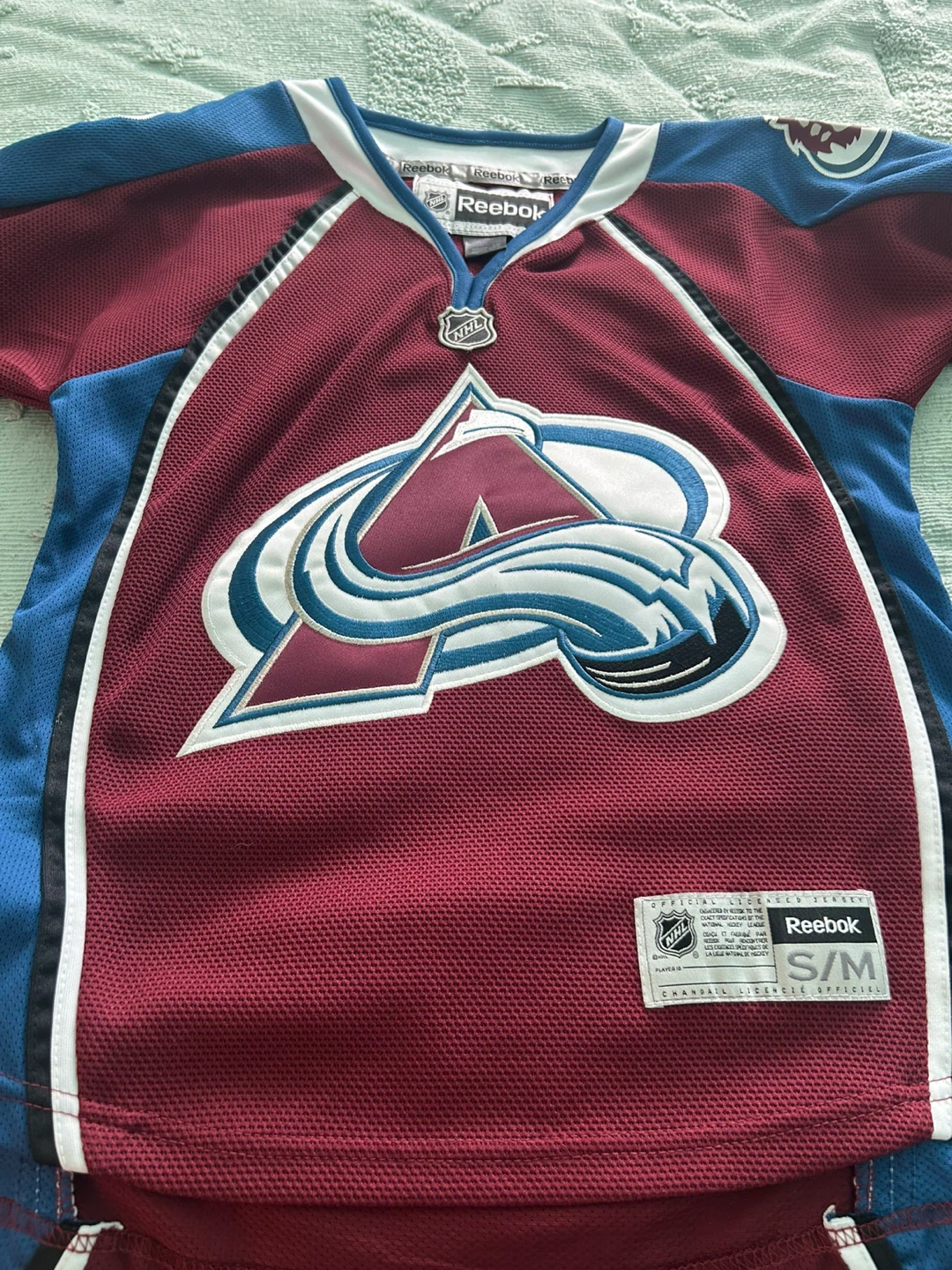 Youth S/M hockey jerseys - photo 2