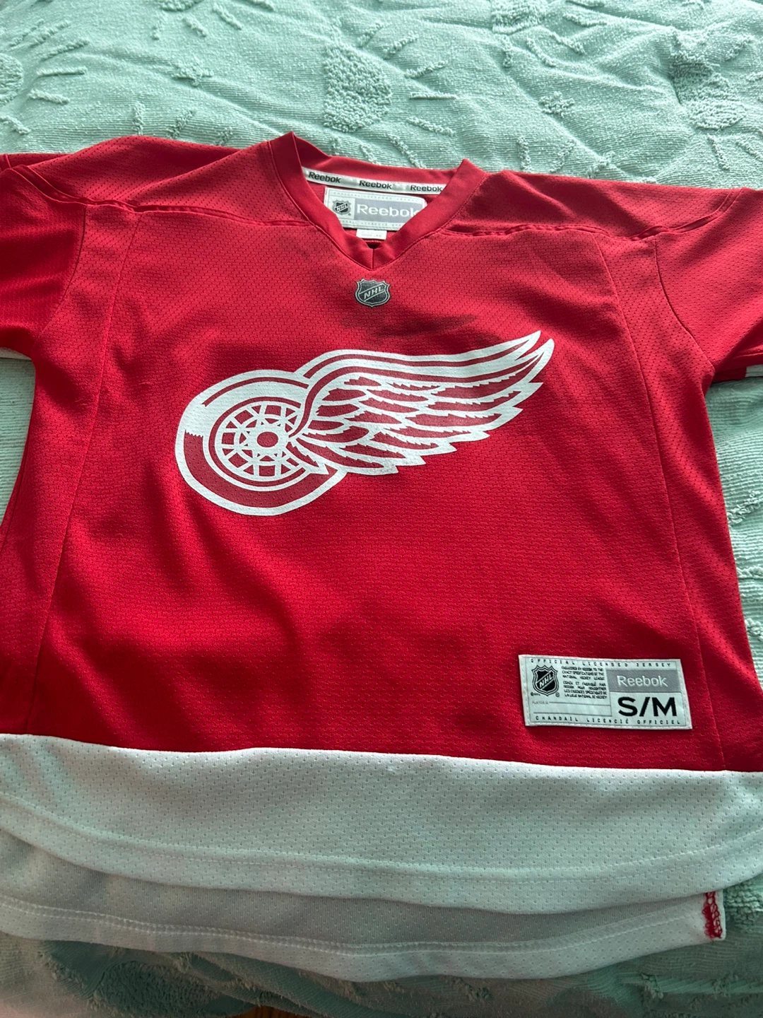 Youth S/M hockey jerseys - photo 3