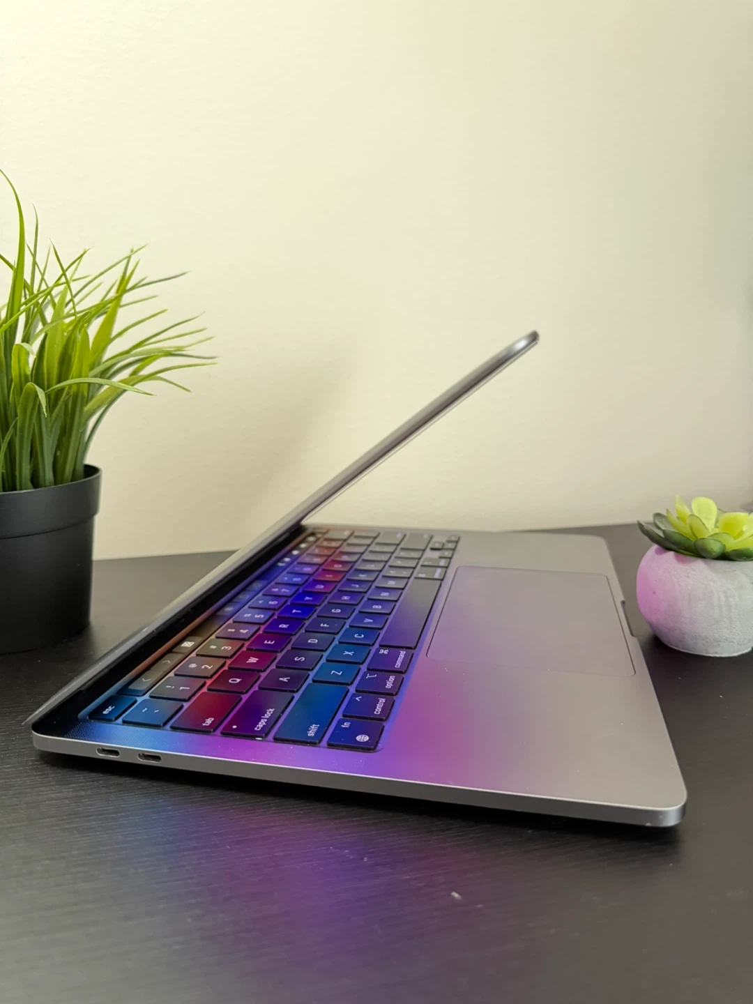 Macbook Pro M2 2022 13.3” | Karrot Macbook Pro M2 2022 13.3” | Karrot