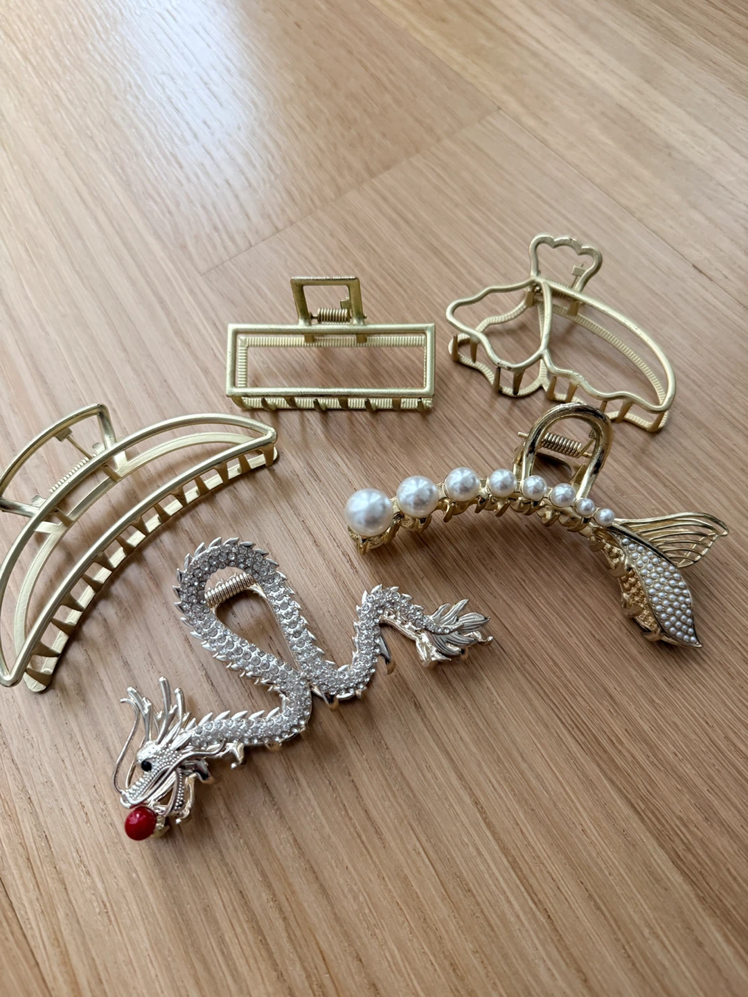 Set of 5 Decorative Hair Claw Clips