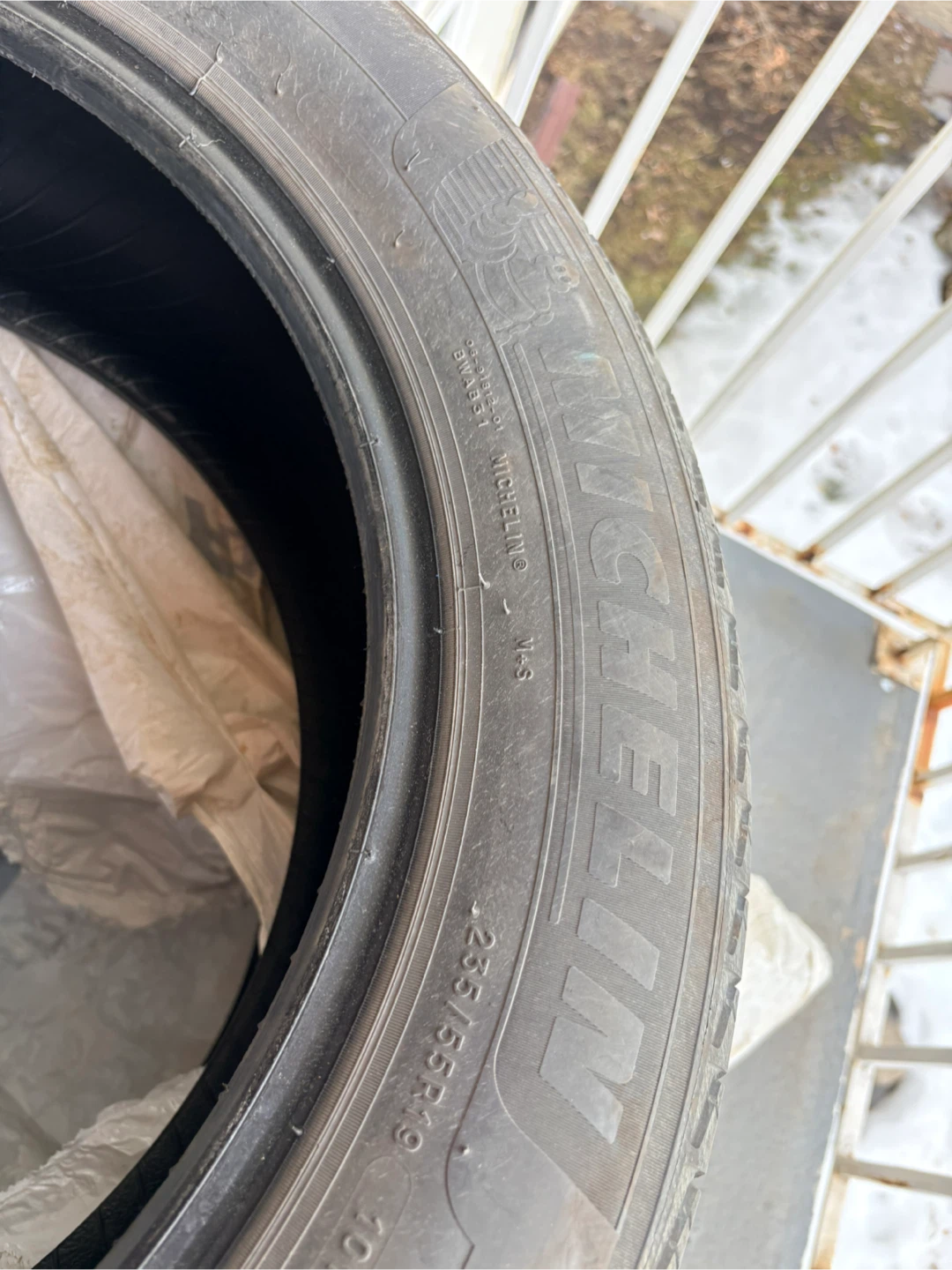 Michelin Primacy A/S Tires - 235/55R19 - photo 4