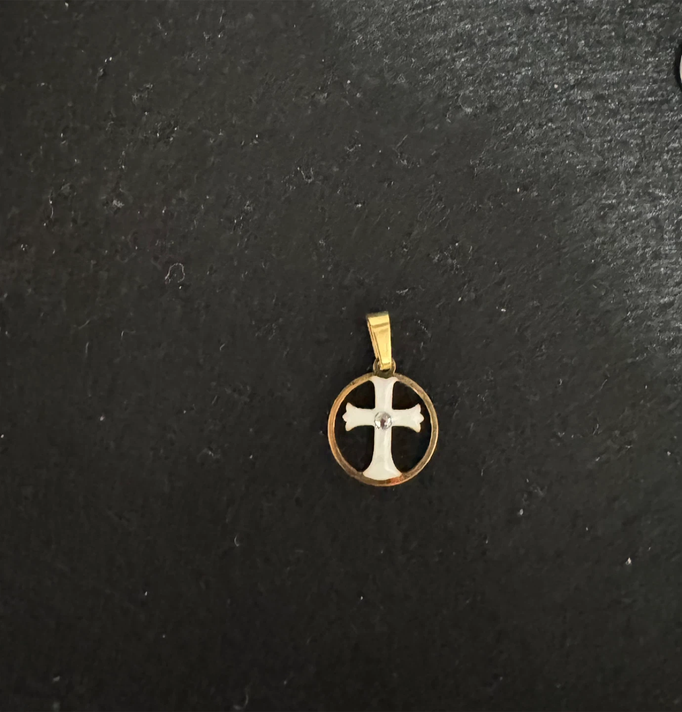 🏆Snow White Enameled Cross W Clear Gemstone - photo 2