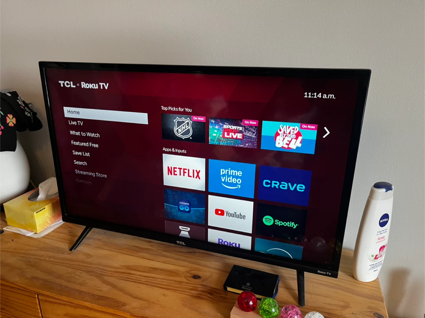 TCL 32” Class 3-Series 1080p LED Roku TV - photo 2