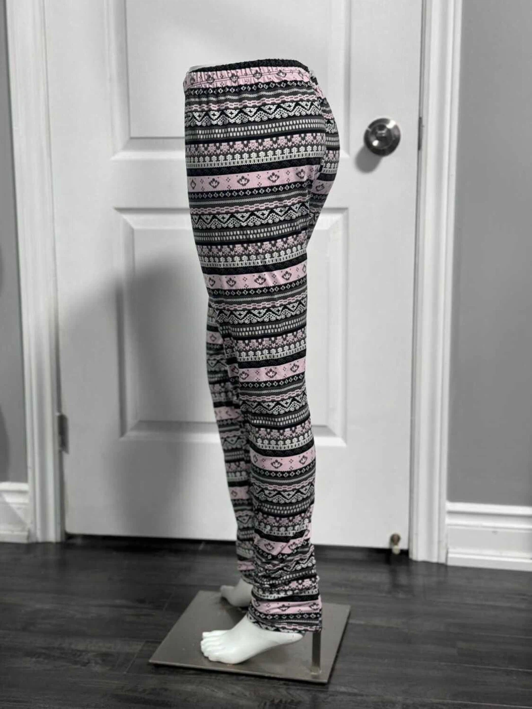 Women Patterned Leggings (Medium/Large) - photo 2
