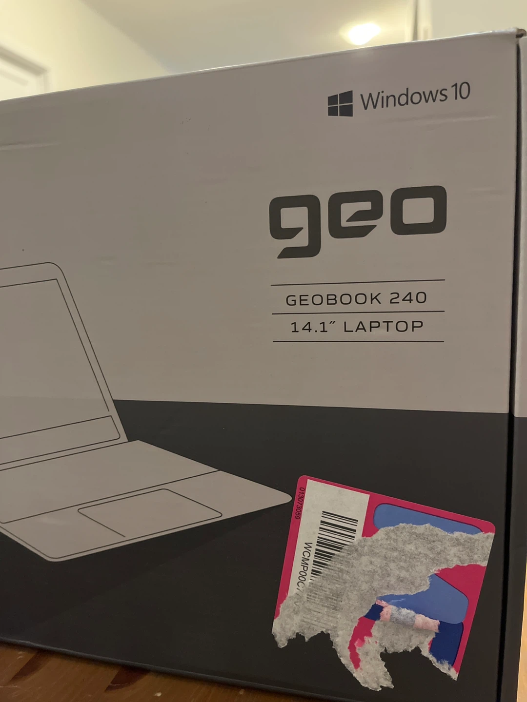 Geo GeoBook 240 14.1" Laptop