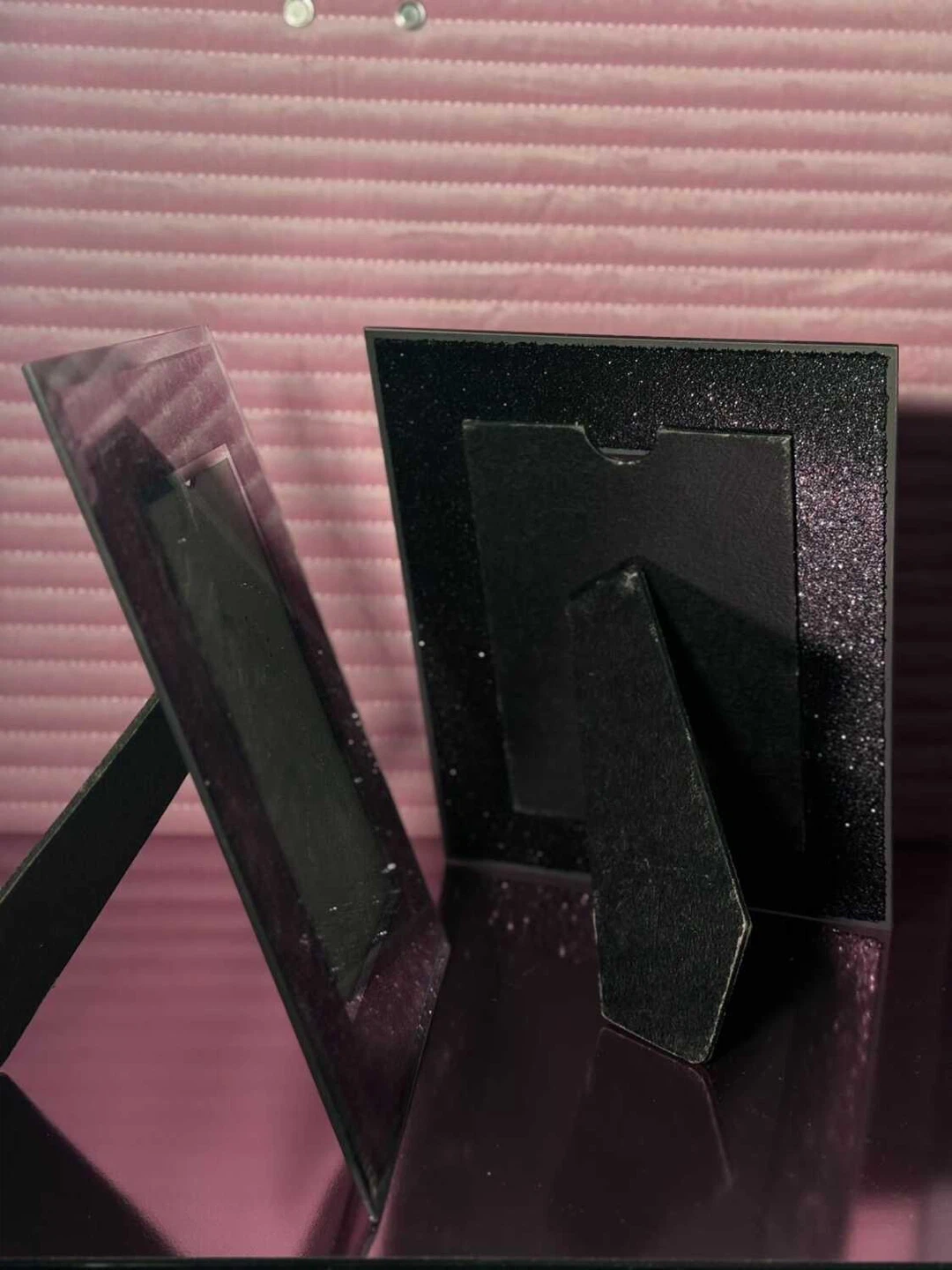 Set of 2 Glitter Picture Frames - Purple/Pink and Black - photo 3