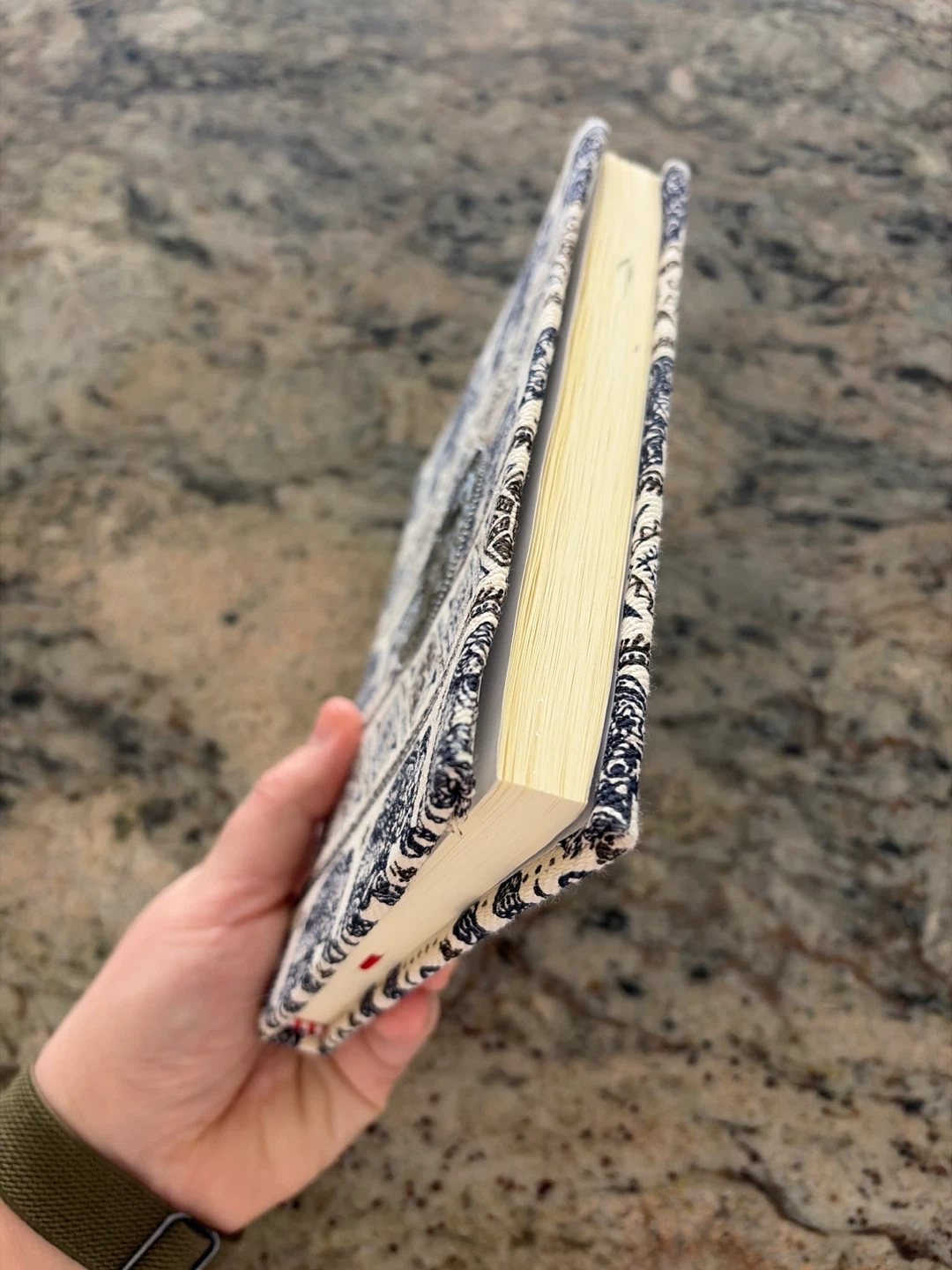 Elephant Print Journal with Metal Emblem 🏆 - photo 2