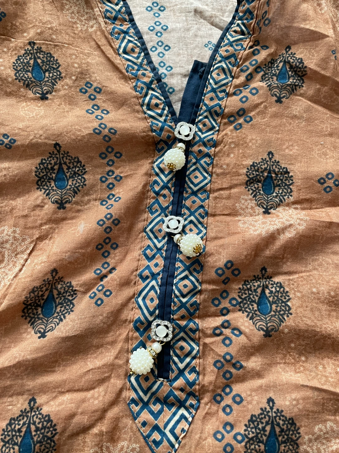Brown and Teal Print Kurti with Embellished Buttons - photo 2