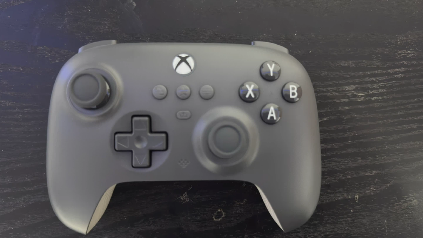 Ultimate C wired controller for Xbox