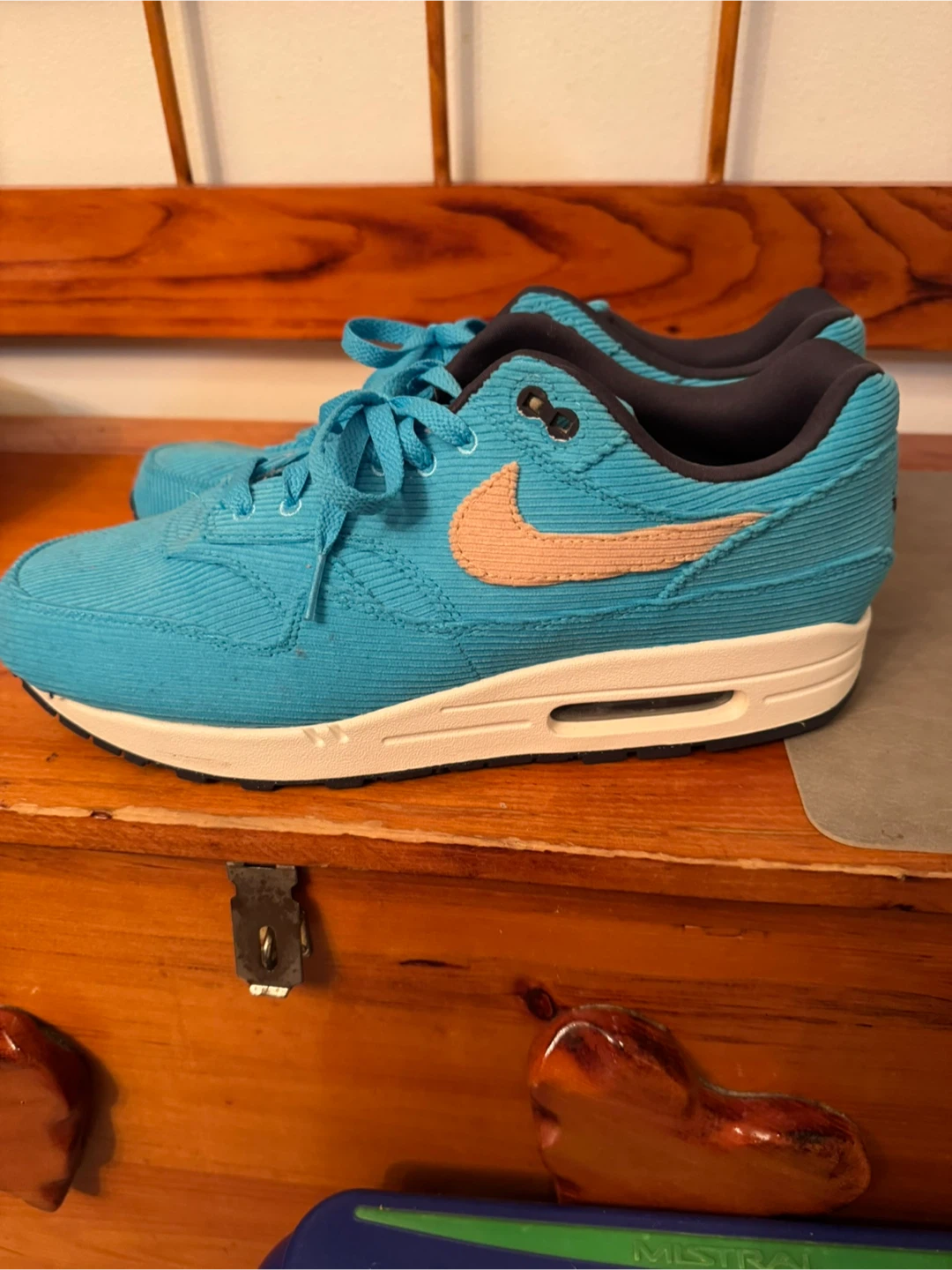 EUC men’s Nike Air Max 1 Premiums -