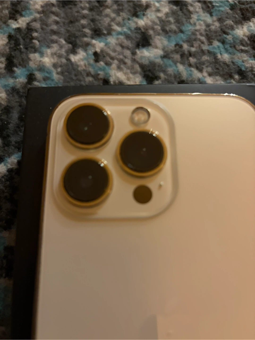 iPhone 13 Pro 128gb Gold - photo 3
