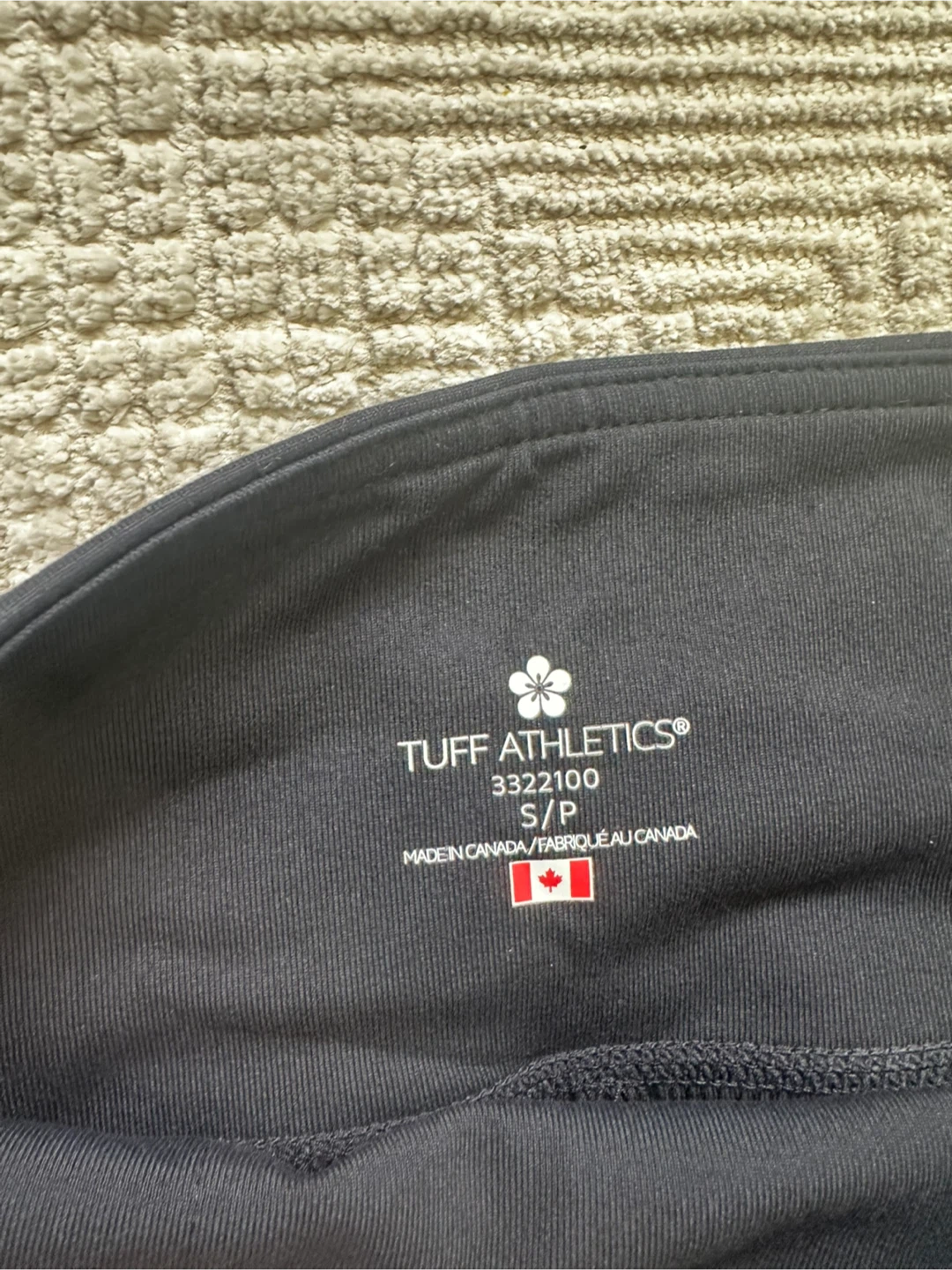 Bundle of Active Pants (Tuff Athletics, Lolë, Mondetta) - photo 4