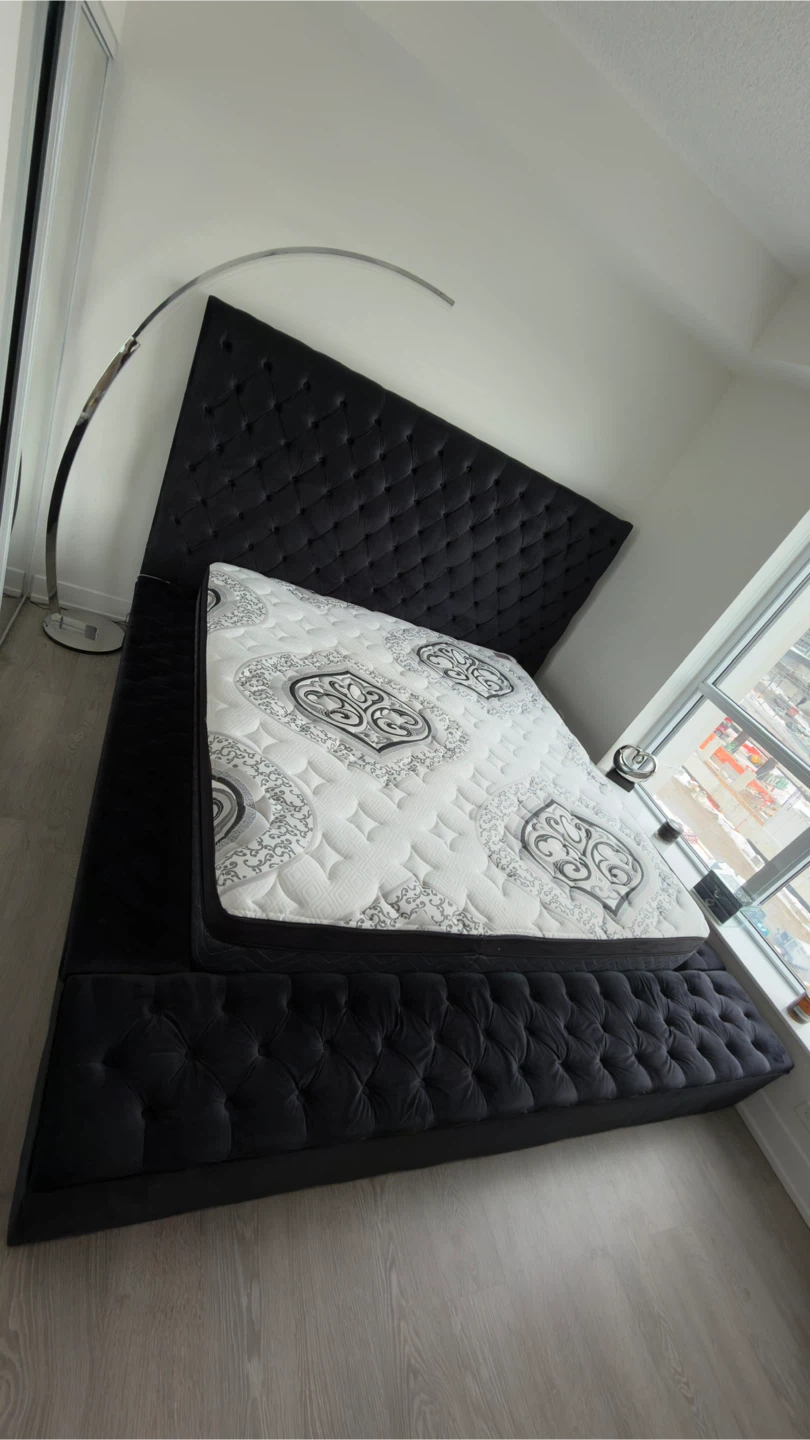 Richmond Upholstered Panel Storage Bed( no mattress) - photo 2