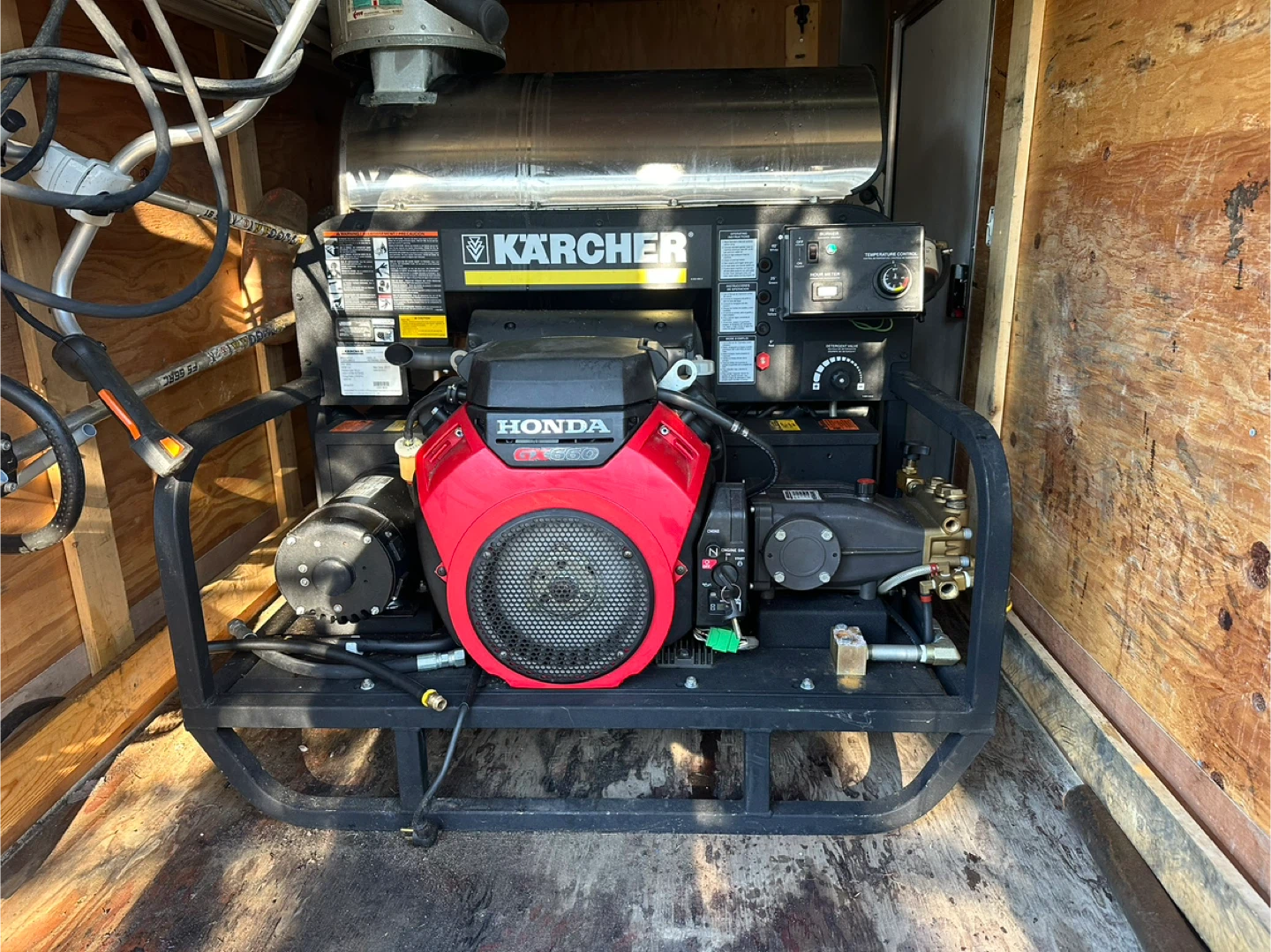 EUC KARCHER HOT WATER 5.6GPM SKID PRESSURE WASHER