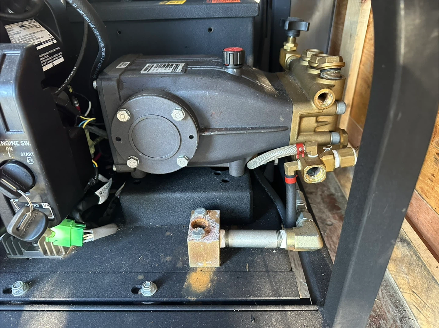 EUC KARCHER HOT WATER 5.6GPM SKID PRESSURE WASHER - photo 4