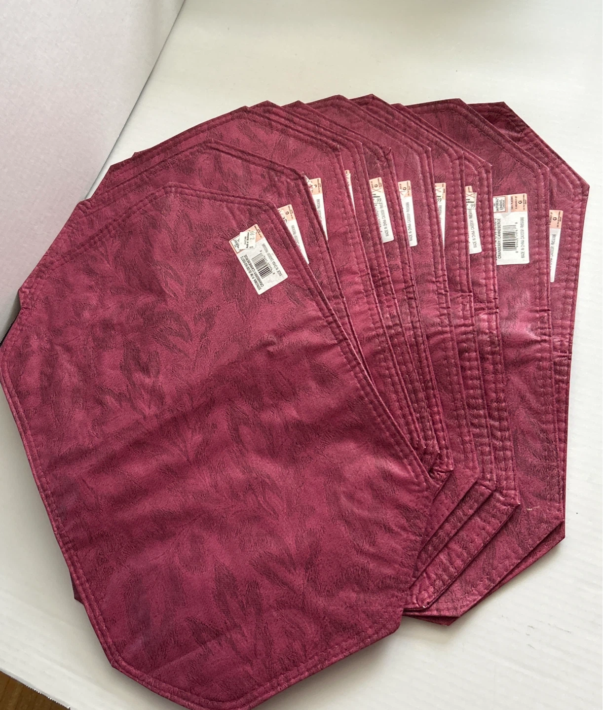 🏆 10 Pcs. - Sonoma Cranberry Vinyl Placemats 🏆 - photo 3