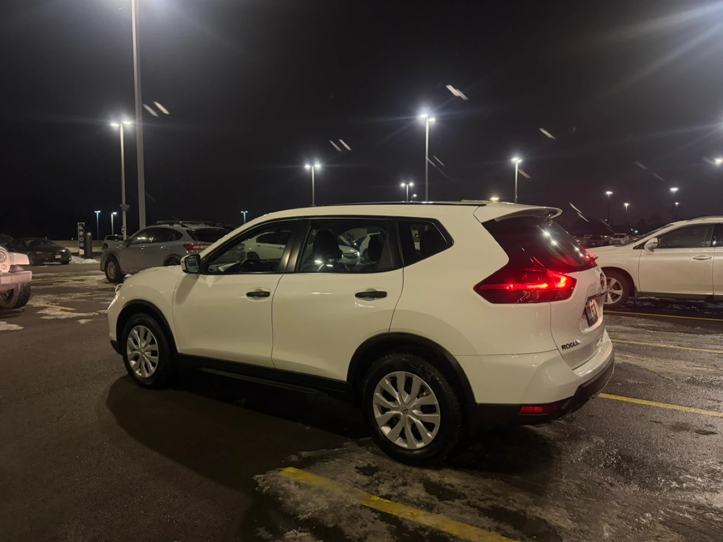 2019 Nissan Rogue S - photo 5