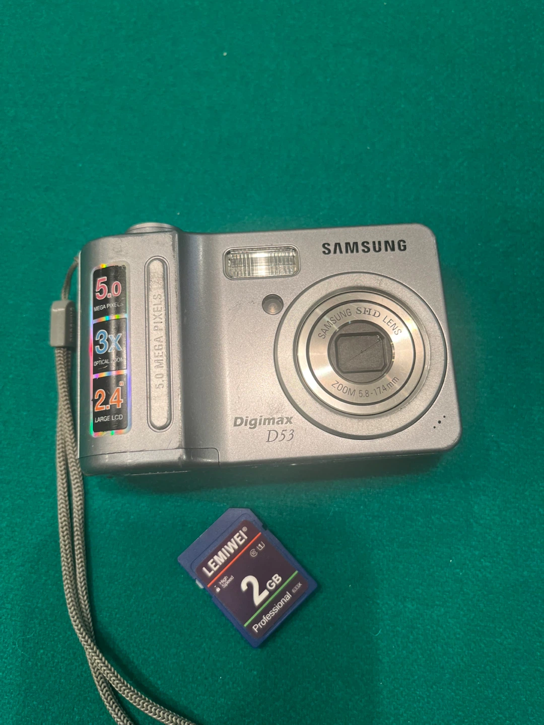 Samsung Digimax D53 Digital Camera with 2GB SD Card