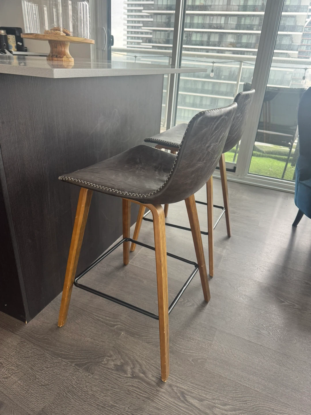 Set of 2 Dark Brown Bar Stools with Wooden Legs - photo 3