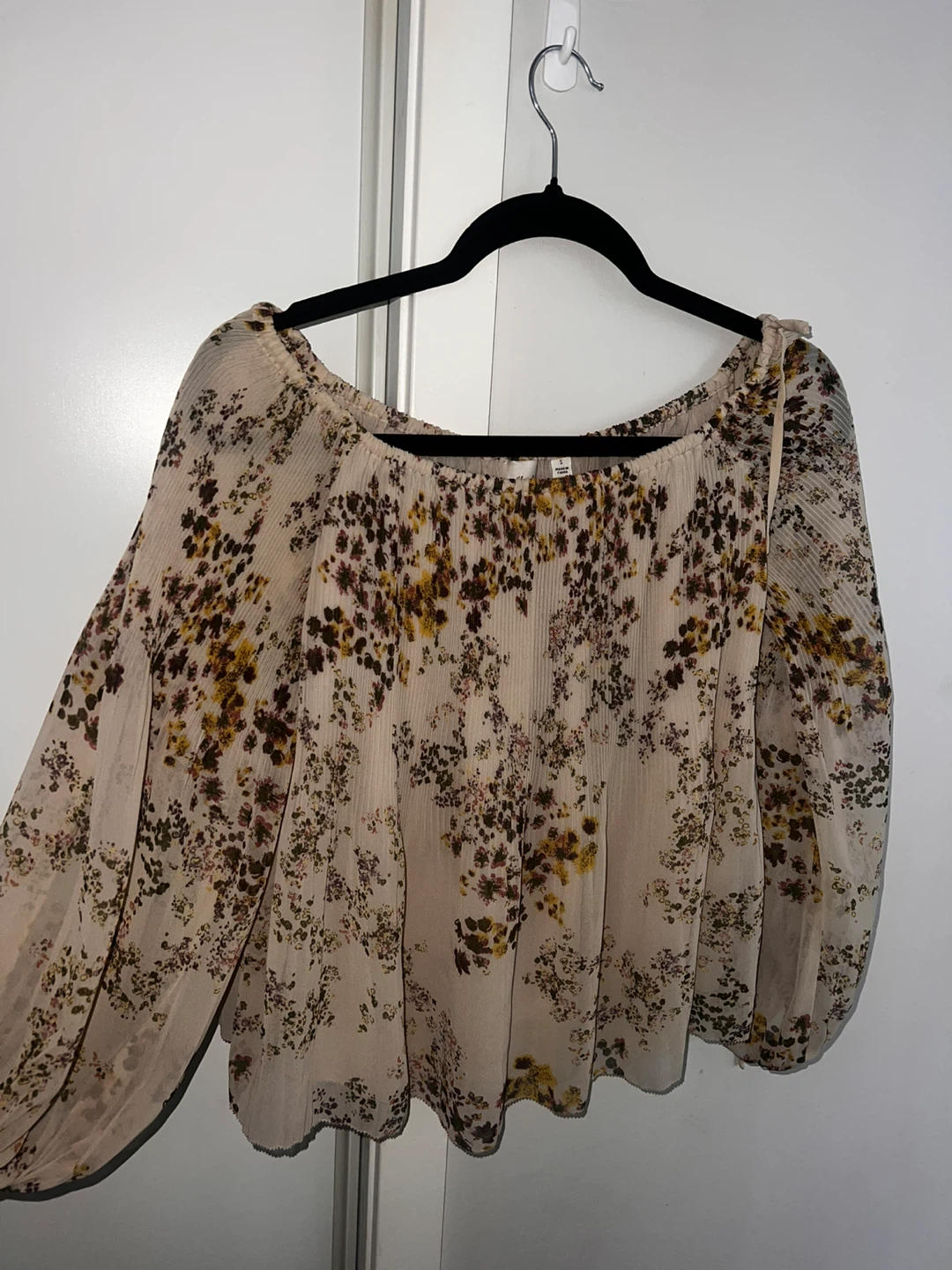 Wilfred Floral Pleated Blouse