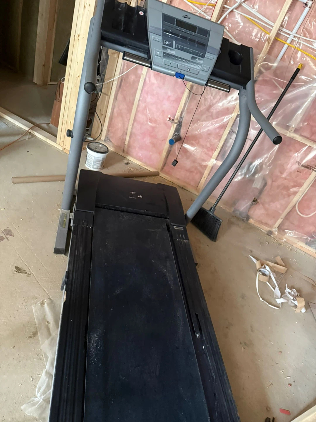 Horizon Fitness Treadmill - photo 5